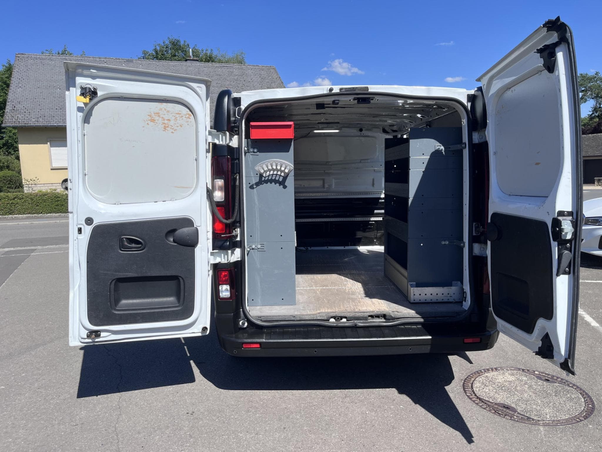 Opel Vivaro 1.6cdti 95cv L1H1 Euro6 Clim Camera PDC Armoires Wurth (2019) - Foto 16
