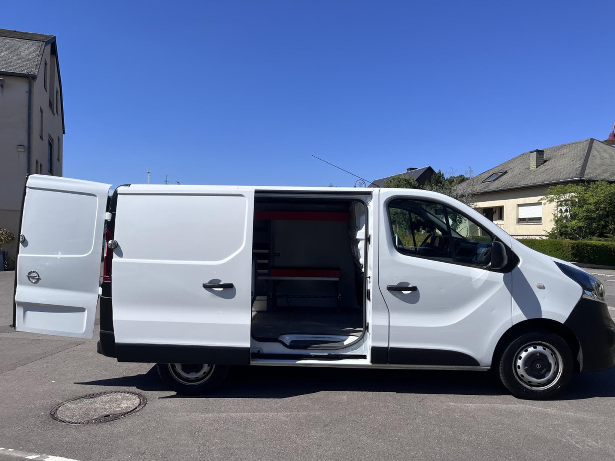 Opel Vivaro 1.6cdti 95cv L1H1 Euro6 Clim Camera PDC Armoires Wurth (2019) - Foto 17