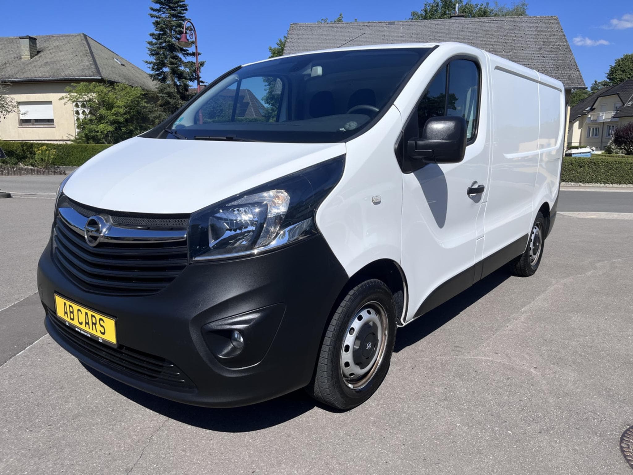 Opel Vivaro 1.6cdti 95cv L1H1 Euro6 Clim Camera PDC Armoires Wurth (2019) - Foto 19