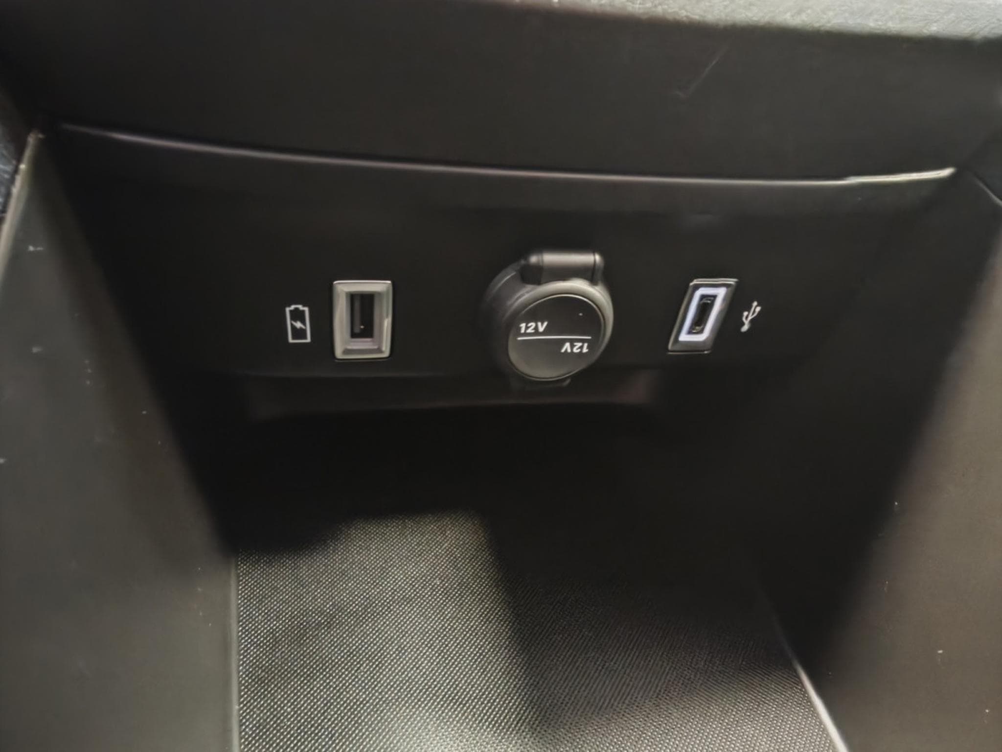 Fiat 600 Hybride ICON (2024) - Photo 20