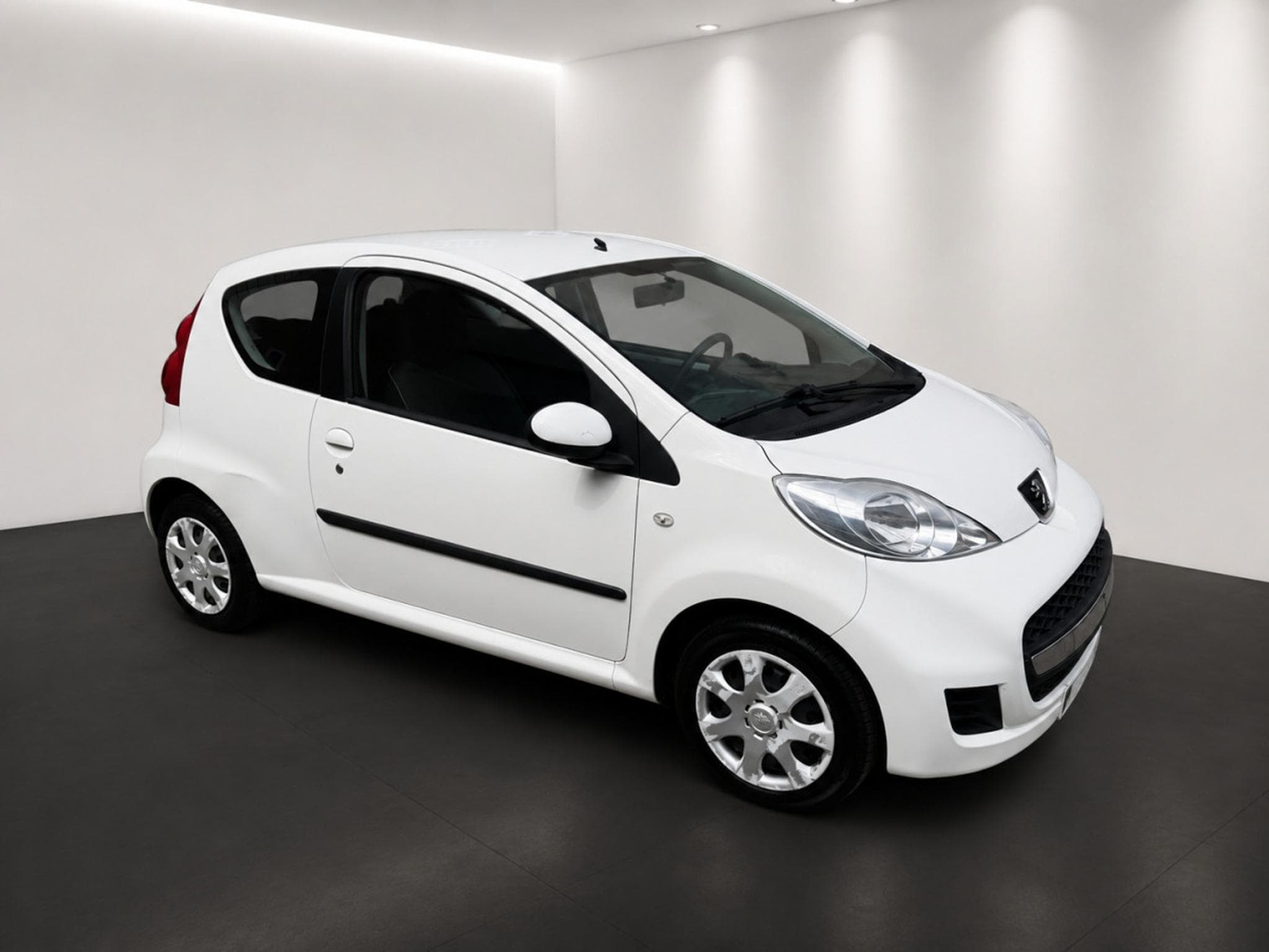 Peugeot 107 1.0i 70ch 22.000km ! (2009) - Photo 2
