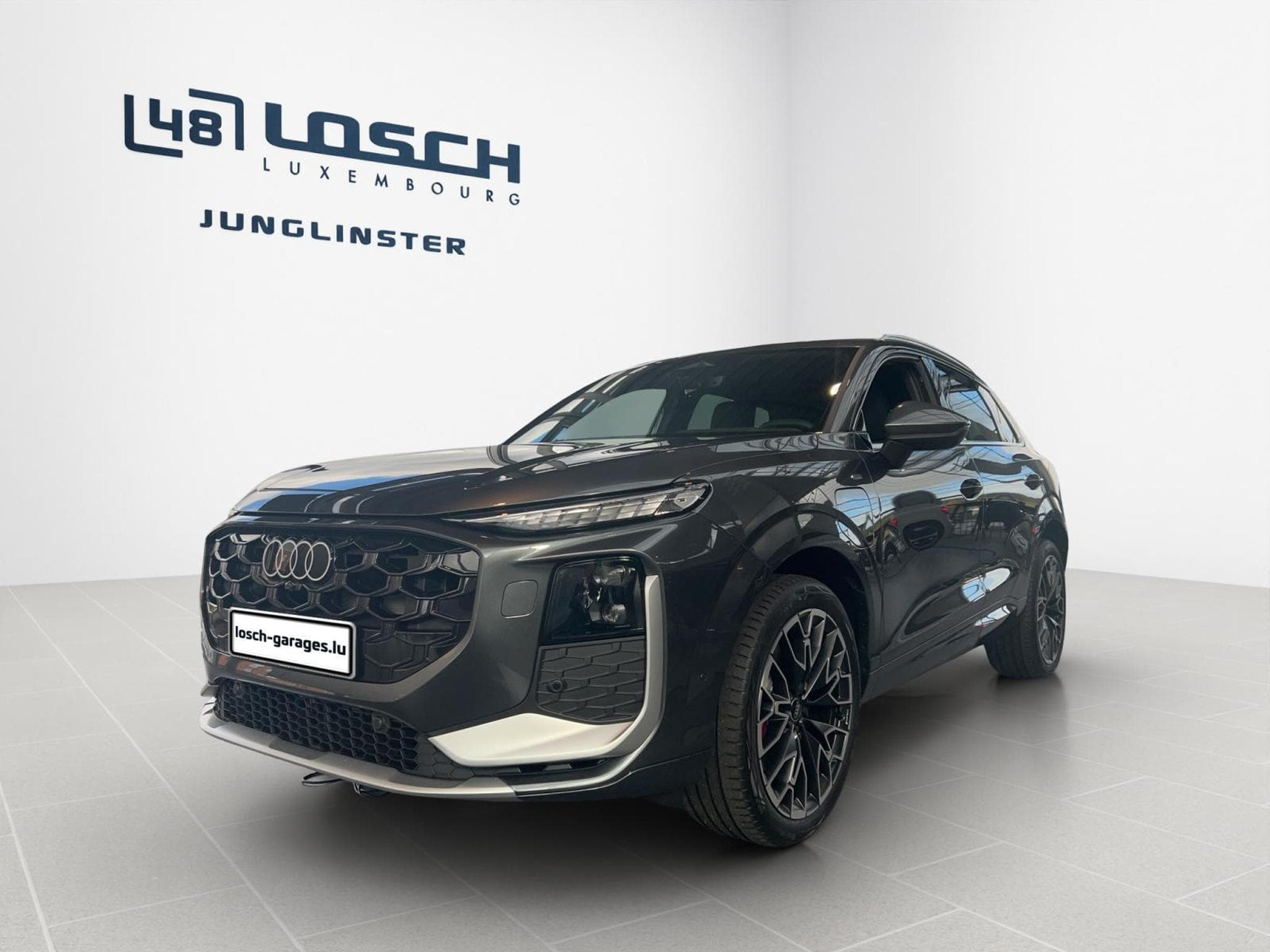 Audi Q3 SUV e-hybrid (2025) - Foto 1