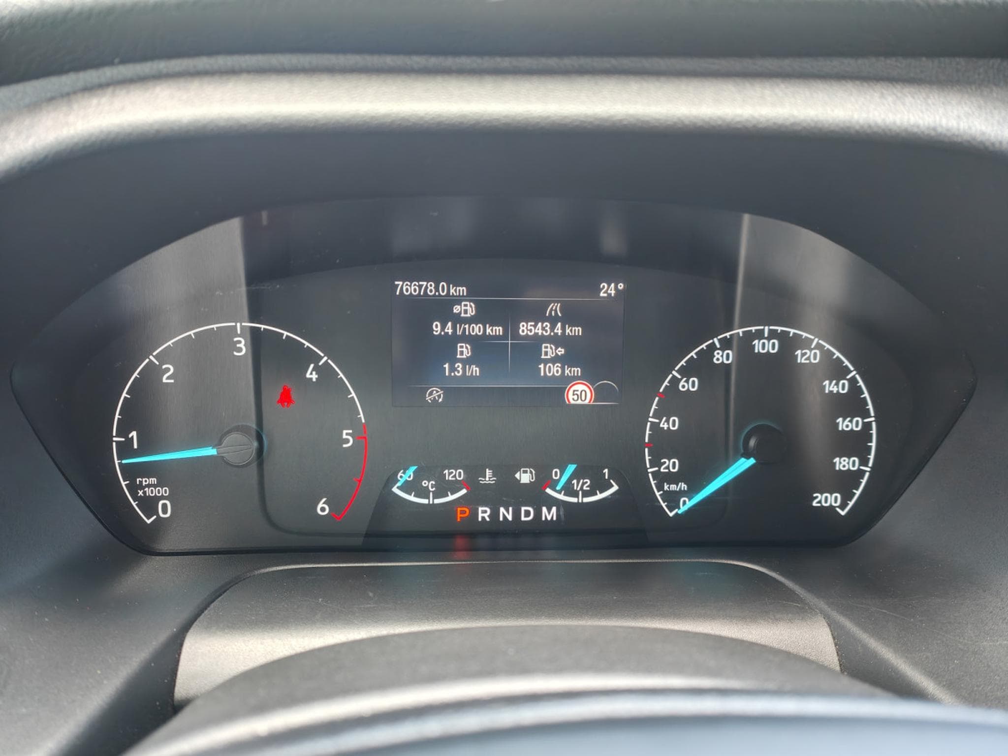 Ford Transit 2.0 TDCI DOUBLE CABINE L2H1 5 PLACES BOITE AUTO CARPLAY CAME (2023) - Photo 19