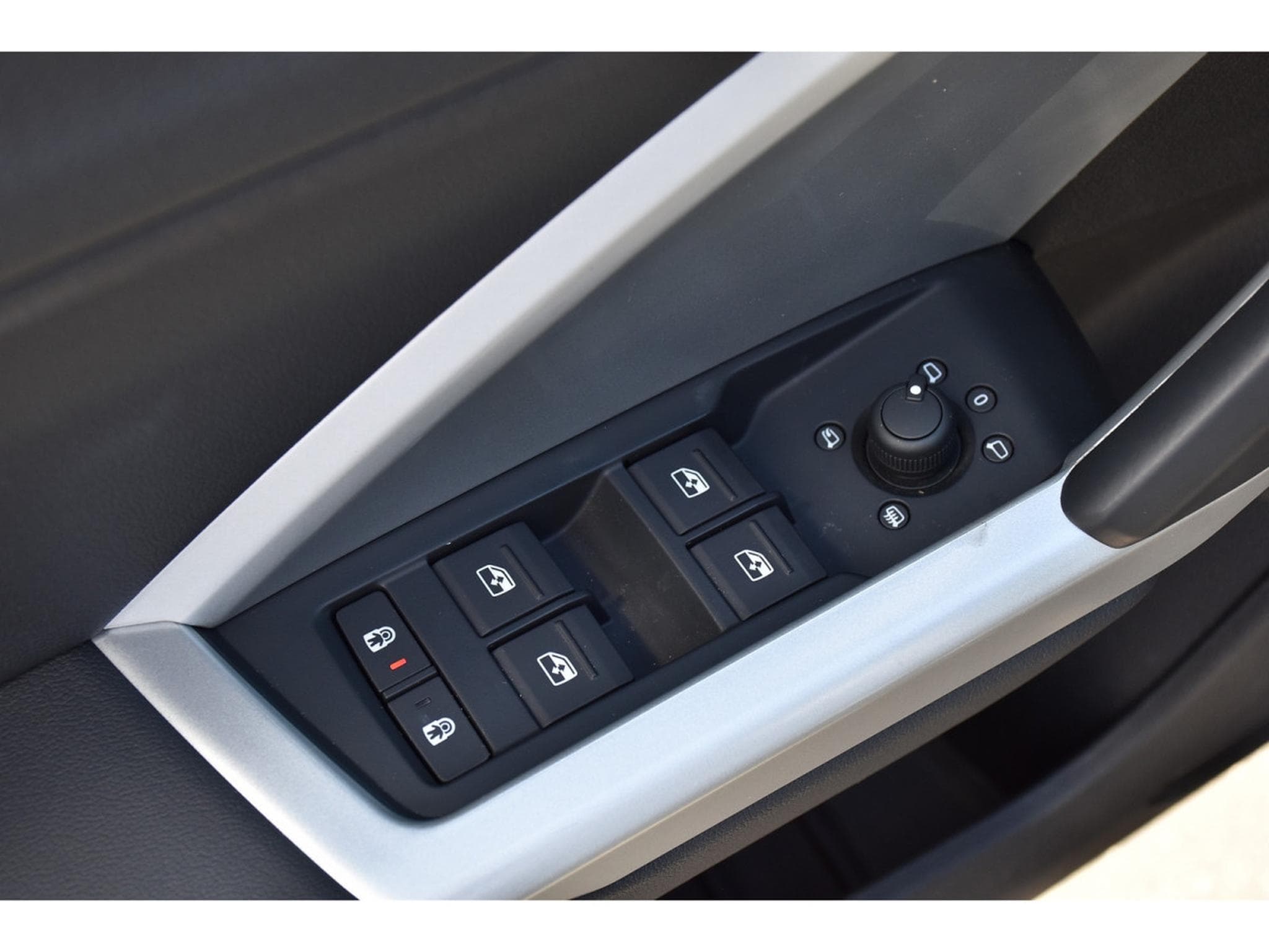 Audi Q3 35 TFSI CUIR TO PANO SMARTPHONE GPS LANE SIDE 1° MAIN (2021) - Foto 20