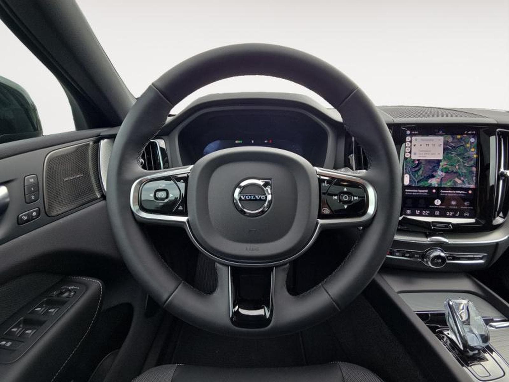 Volvo XC60 T6 Plus Dark / Hybride KIT HIVER (2025) - Photo 12
