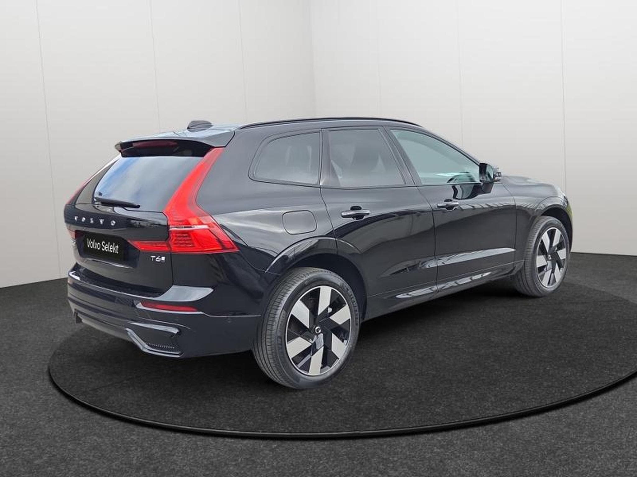 Volvo XC60 T6 Plus Dark / Hybride KIT HIVER (2025) - Photo 26