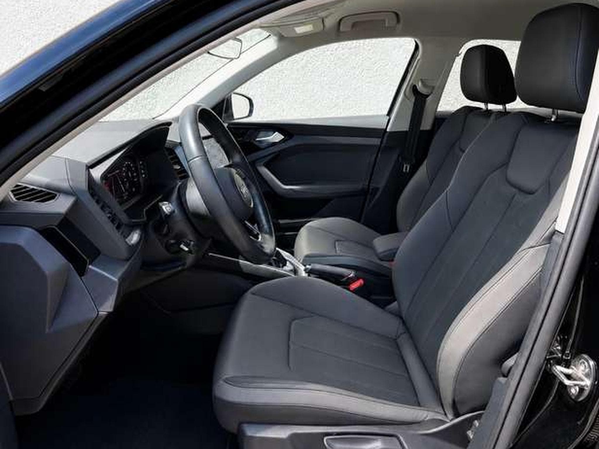 Audi A1 35 TFSI S tronic S-Line/Garantie 12 Mois✅✅✅ (2020) - Photo 13