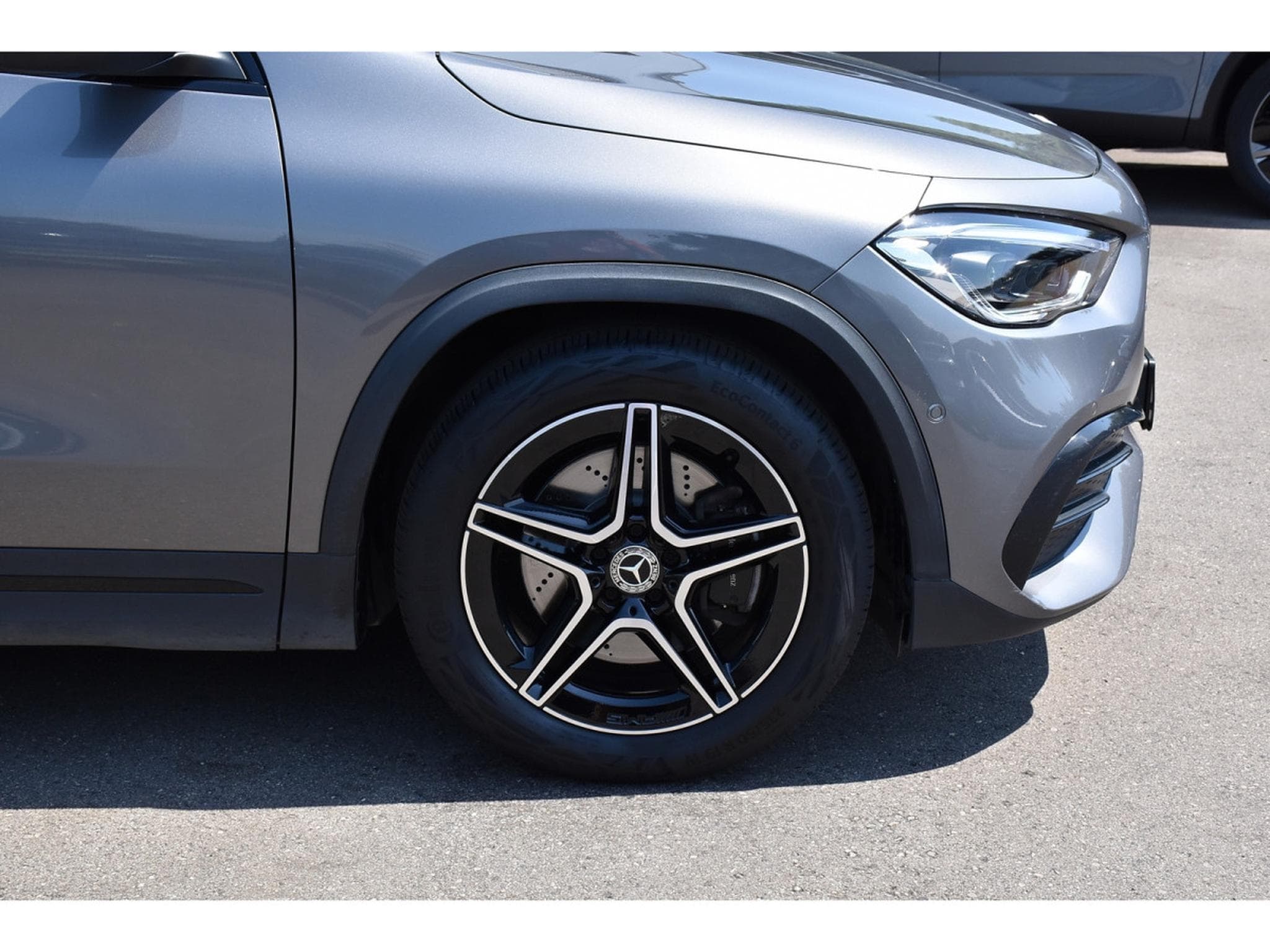 Mercedes GLA 250 AMG Line 8G-Tronic DISTR LANE SIDE CAM ATT RMQ 1° MAIN (2022) - Photo 5