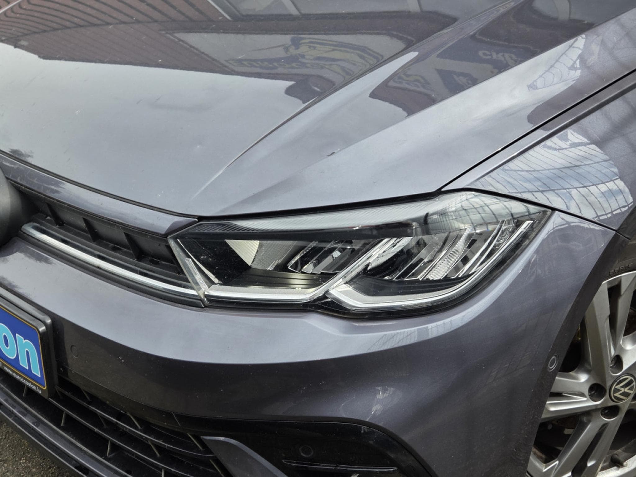 VW Polo TSI R-LINE 95CV (2023) - Photo 2