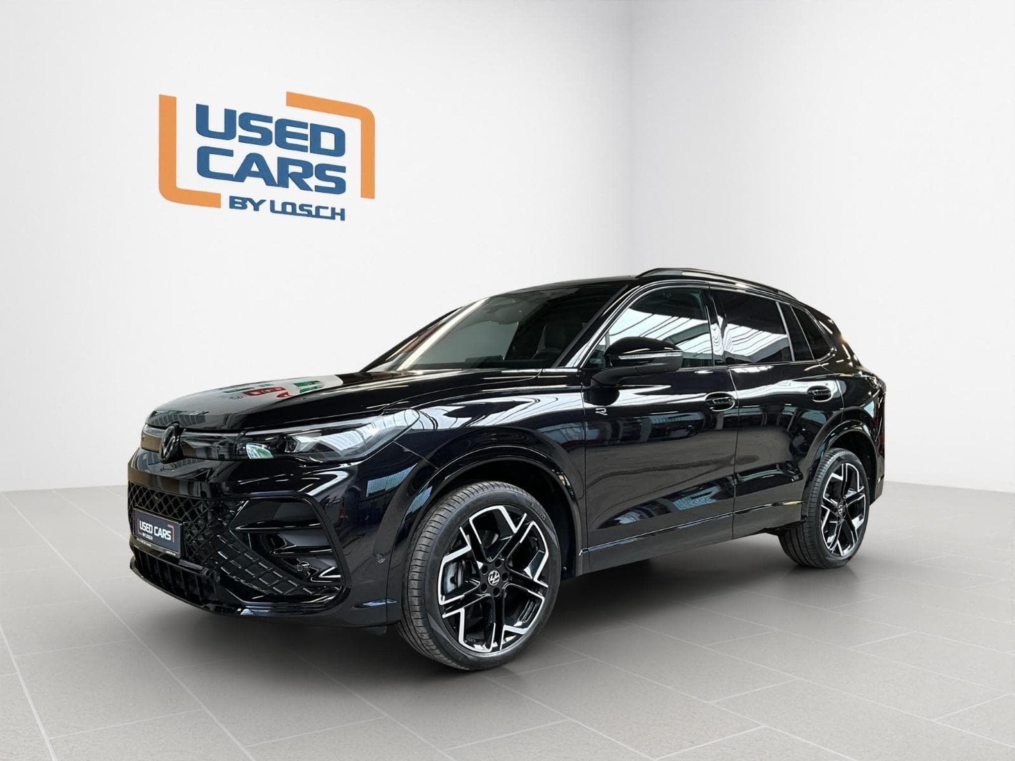 VW Tiguan R-Line+DSG+Black-Style+4M+Pano+AHK+IQ-Drive (2025) - Foto 4