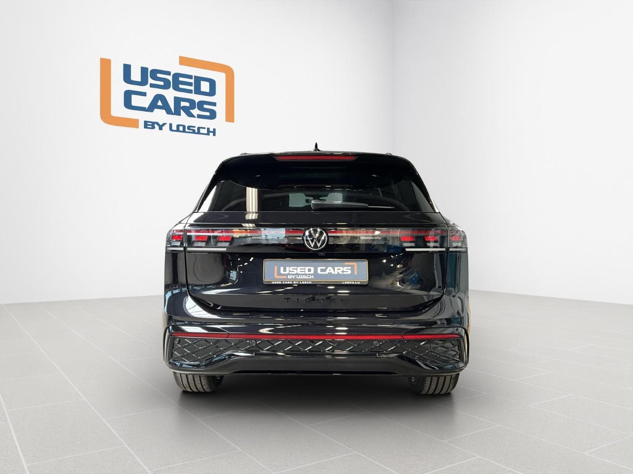 VW Tiguan R-Line+DSG+Black-Style+4M+Pano+AHK+IQ-Drive (2025) - Foto 7