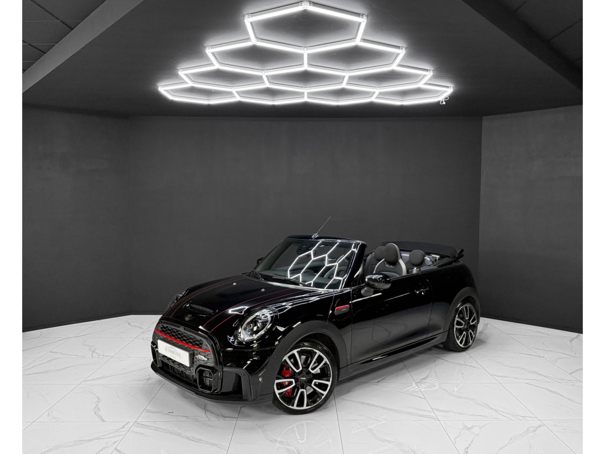Mini Cooper John Cooper Works Cabriolet JCW CABRIO (2021) - Photo 1