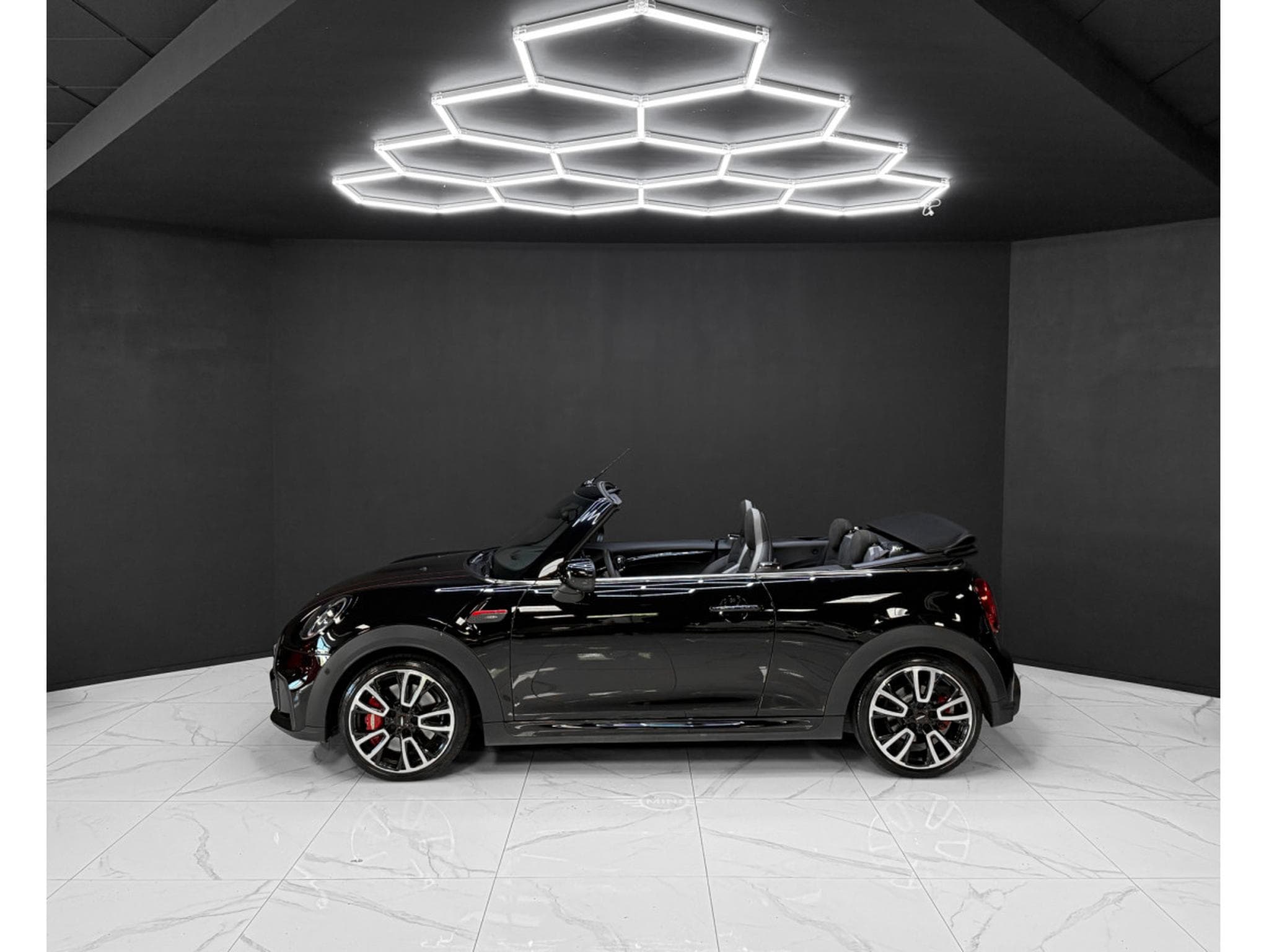 Mini Cooper John Cooper Works Cabriolet JCW CABRIO (2021) - Photo 2