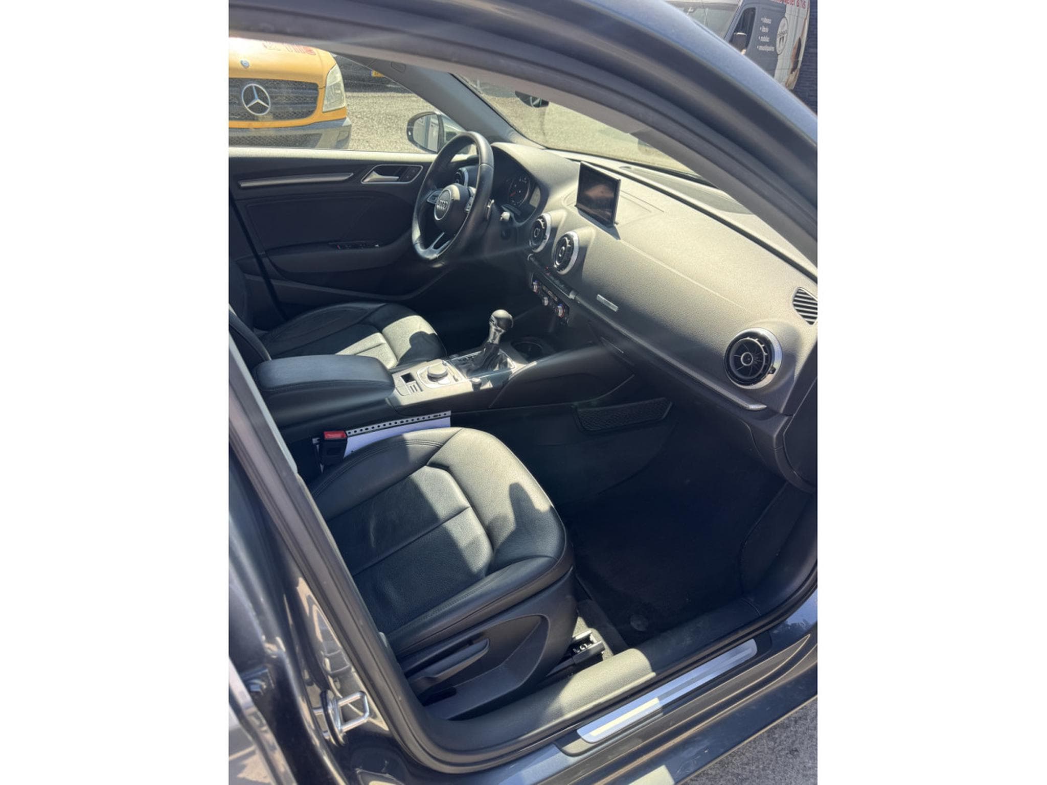 Audi A3 2.0 tdi 150ch automatique 1-prop (2016) - Foto 9