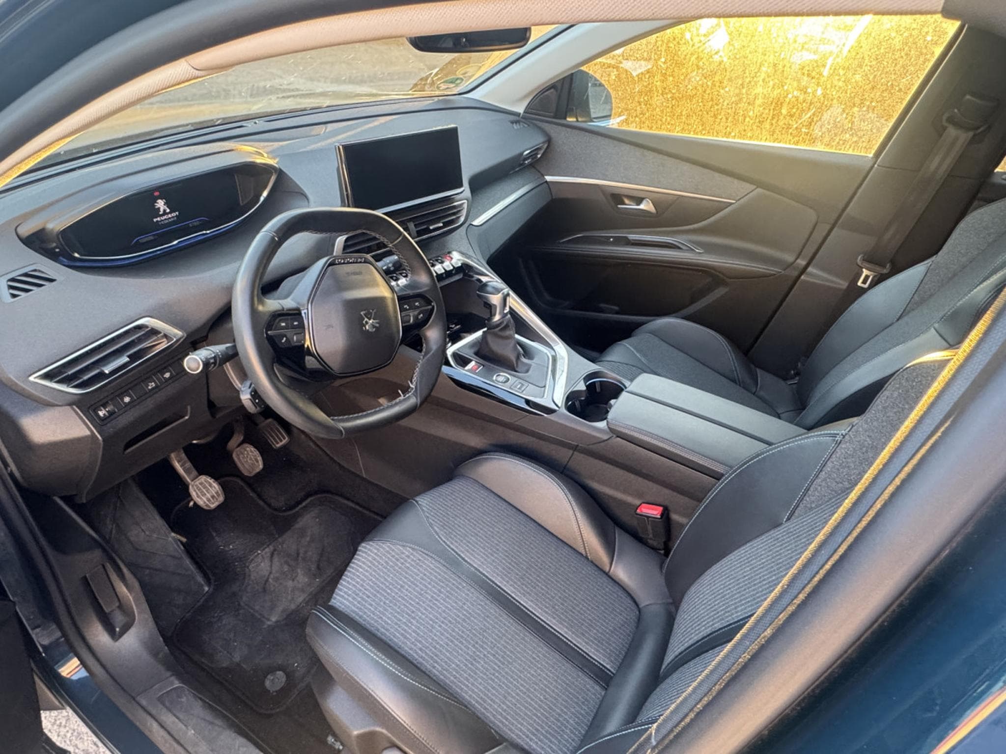 Peugeot 5008 1.5 hdi 136ch 7 places. 1-prop tva récupérable (2021) - Photo 10