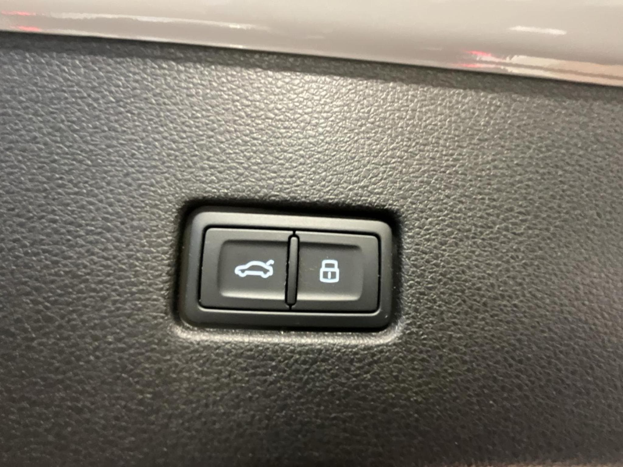 Audi Q8 50TDI+Quattro+Tiptronic+S-Line (2023) - Photo 18