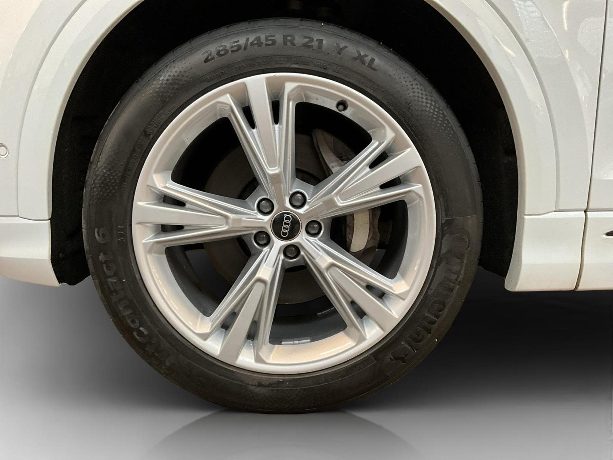 Audi Q8 50TDI+Quattro+Tiptronic+S-Line (2023) - Photo 5