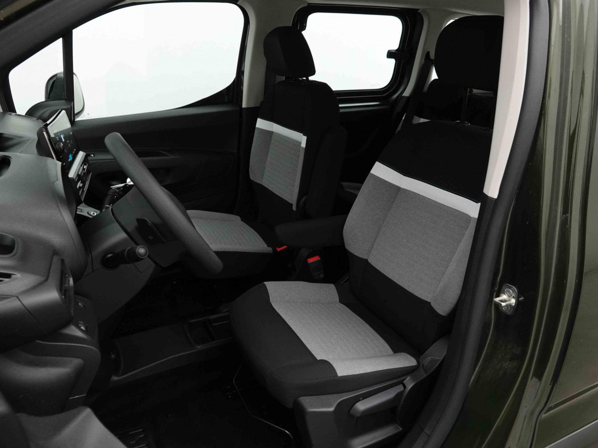 Citroën E-Berlingo 50 kWh M Plus (2025) - Photo 7