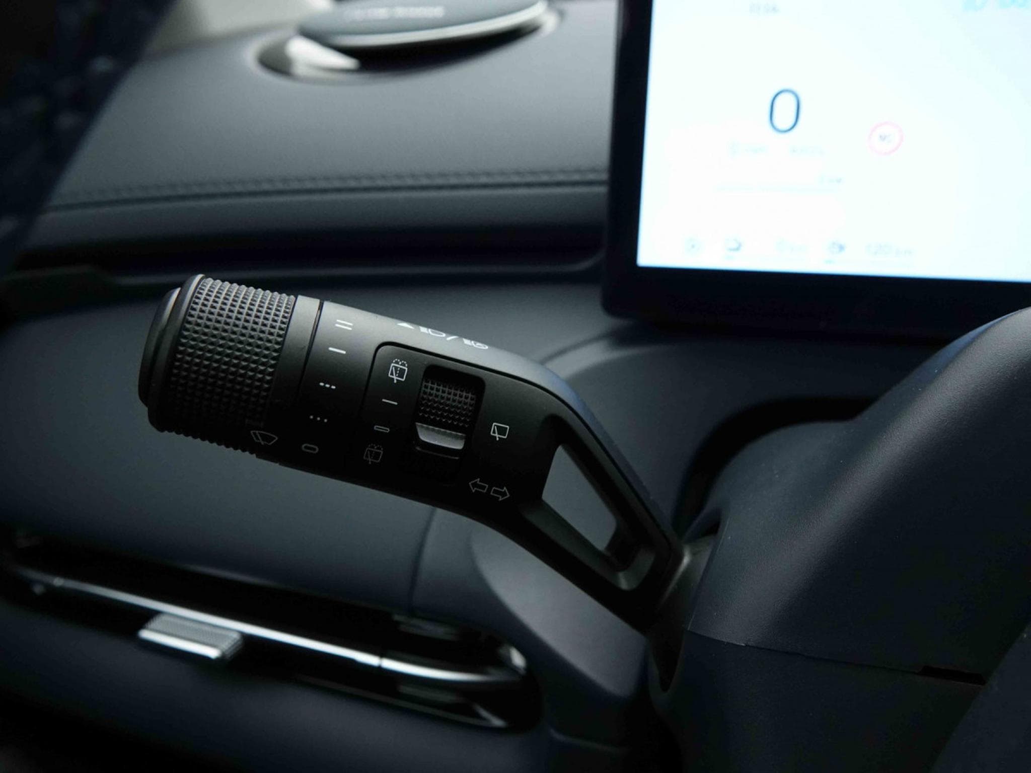 Geely Starray 1.5 PHEV 263 AT MAX + (2026) - Photo 18