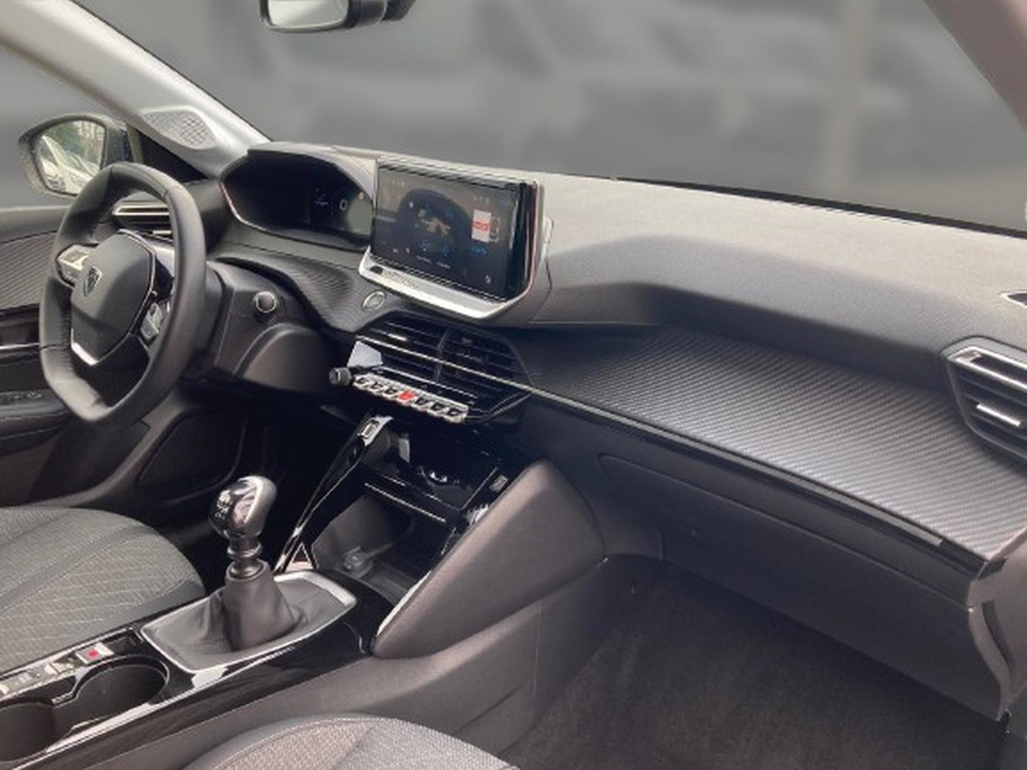 Peugeot 208 1.2 PureTech Hýbrid 110 E-DSC6 Allure (2025) - Foto 8