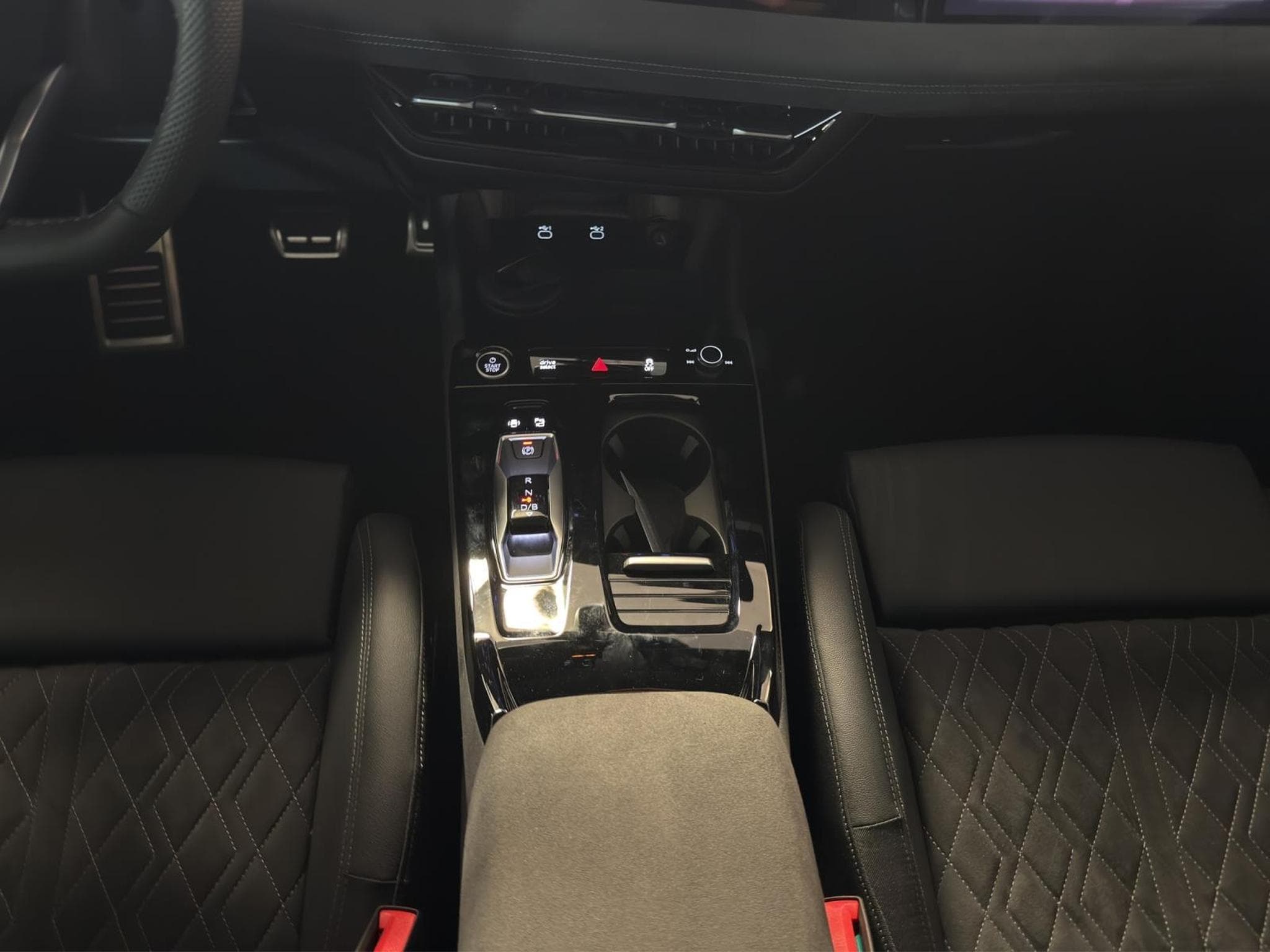 Audi Q6 e-tron Sportback (2026) - Photo 13