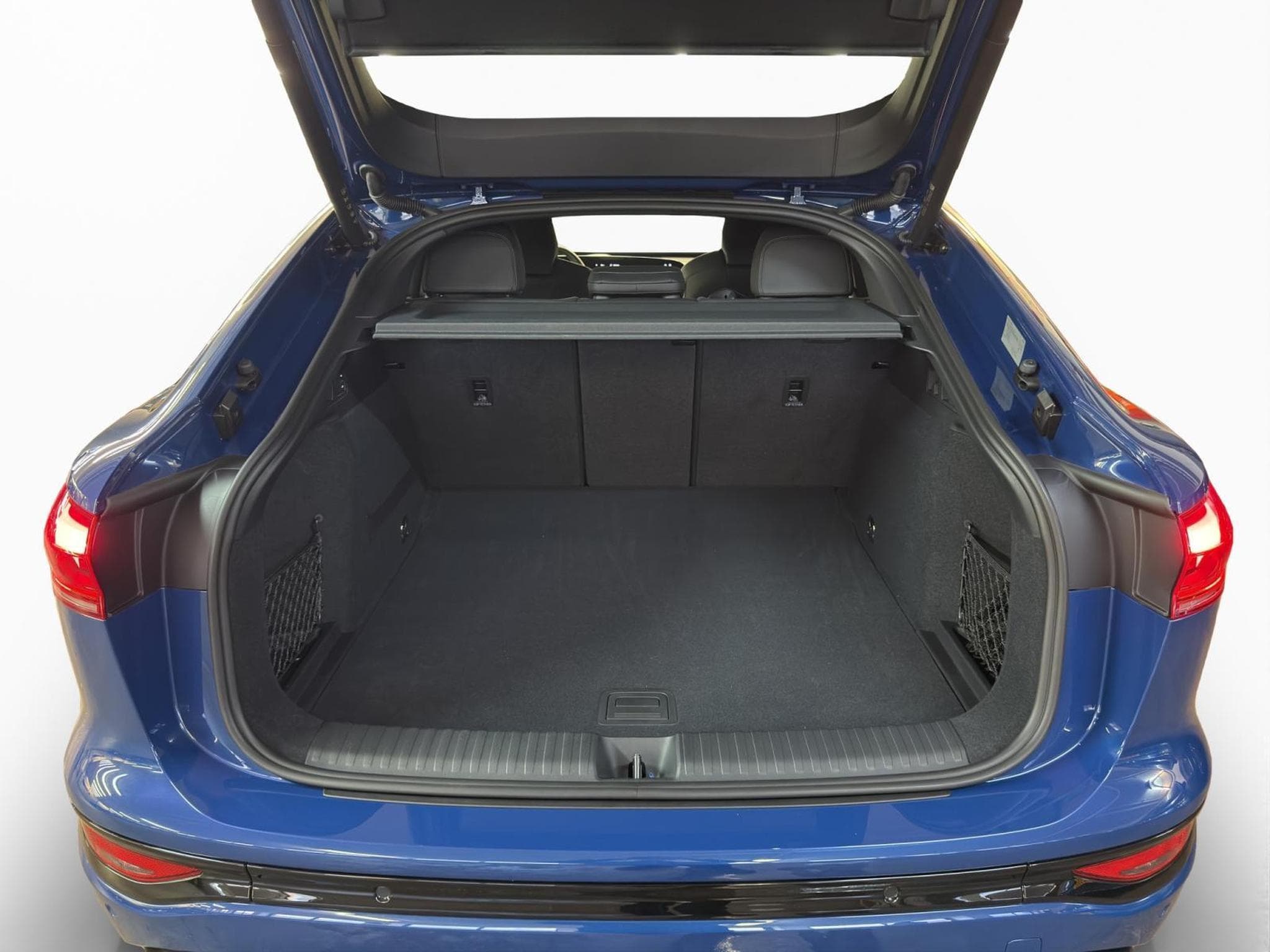 Audi Q6 e-tron Sportback (2026) - Photo 8