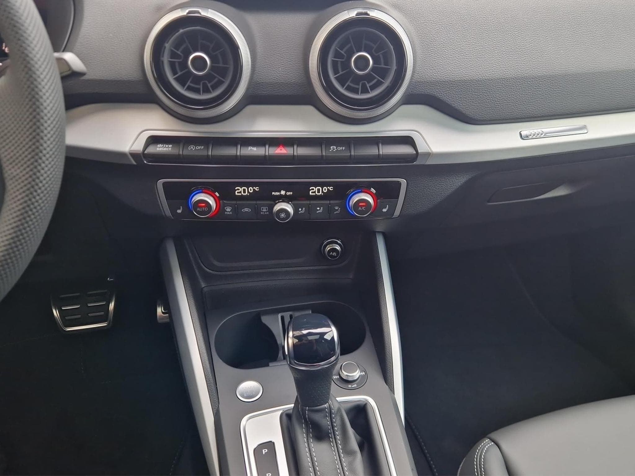 Audi Q2 Advanced (2026) - Photo 14