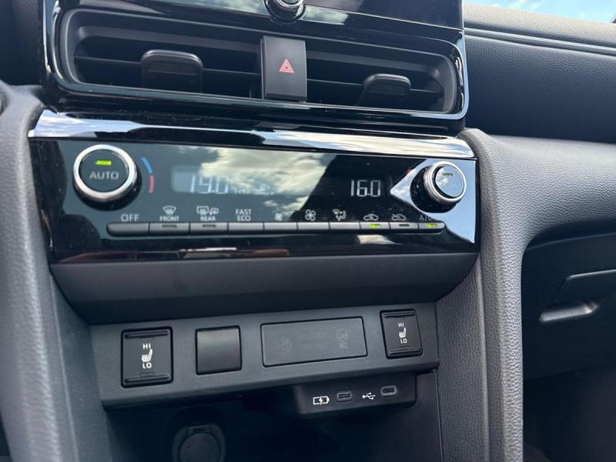 Toyota Yaris Cross (2024) - Photo 16