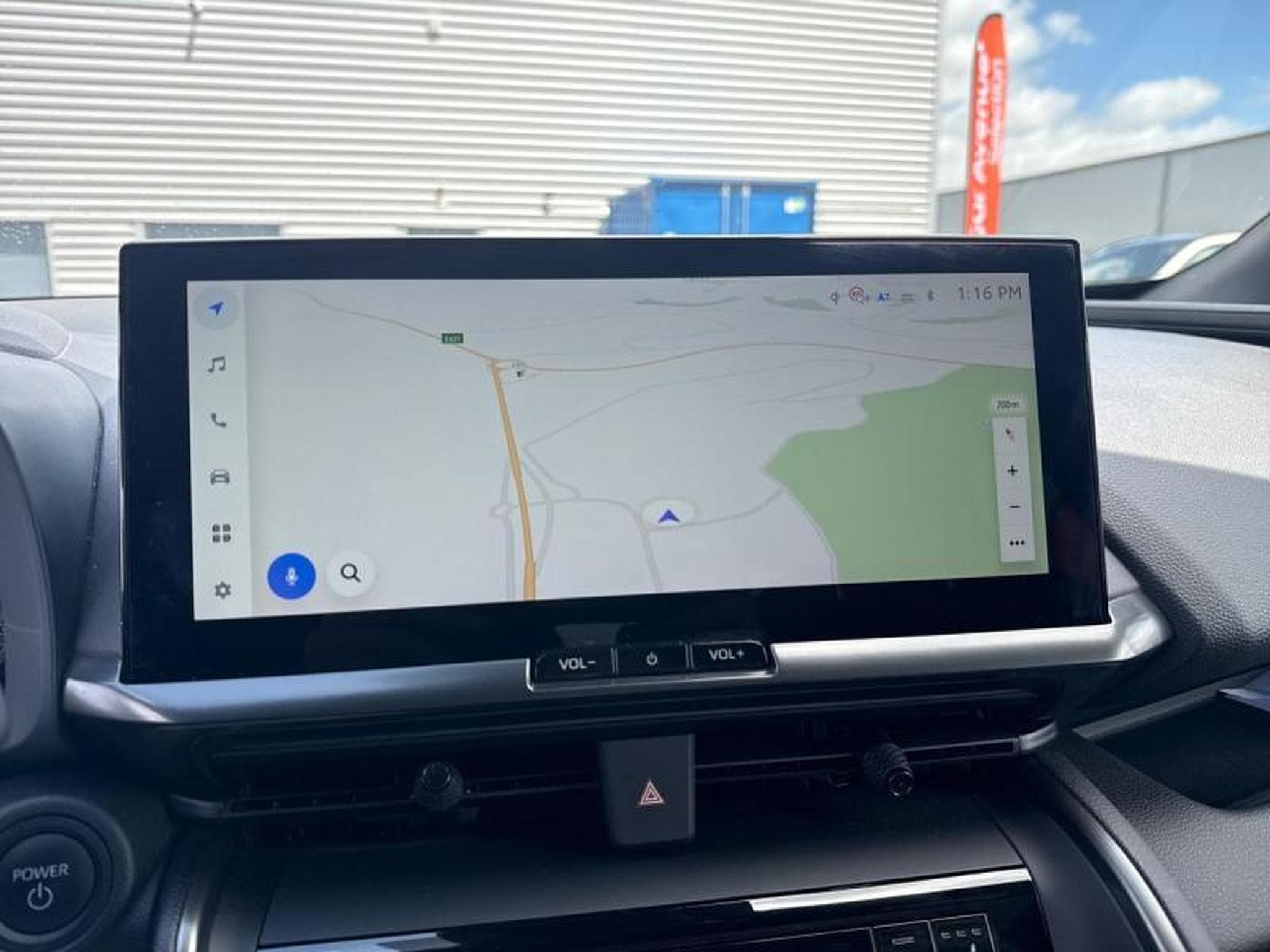 Toyota C-HR PHEV CVT Elite (2025) - Photo 13