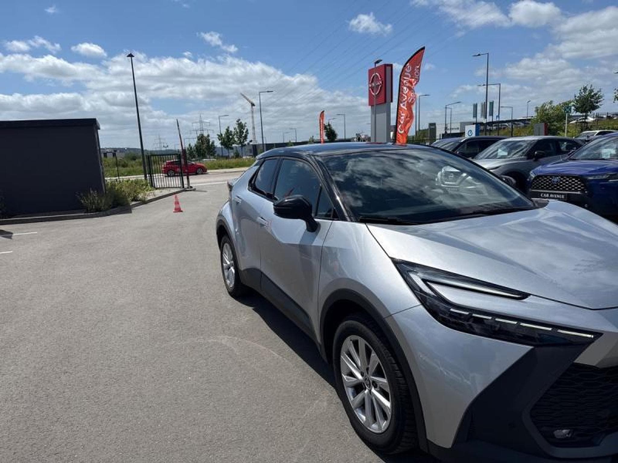 Toyota C-HR PHEV CVT Elite (2025) - Photo 21