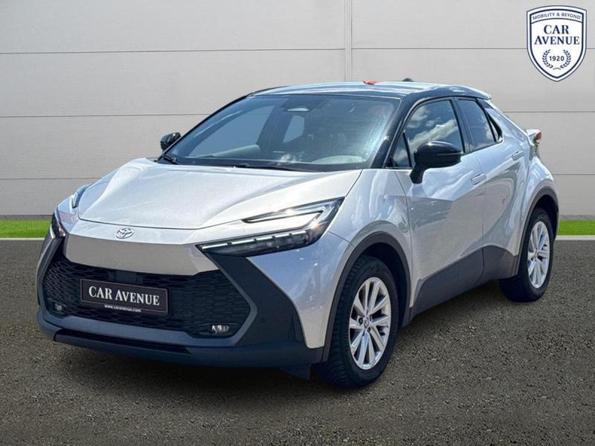 Toyota C-HR PHEV CVT Elite (2025) - Photo 32
