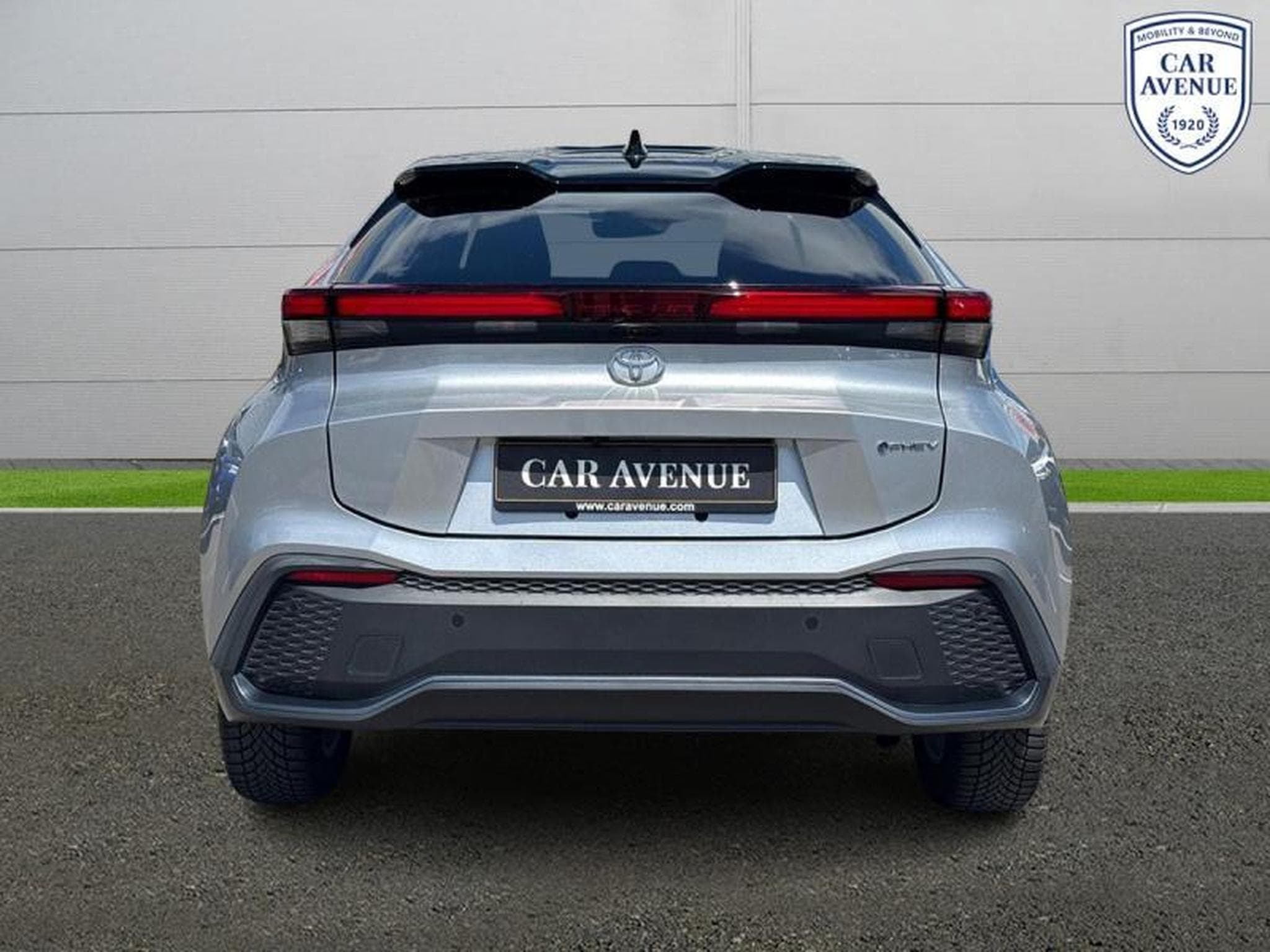 Toyota C-HR PHEV CVT Elite (2025) - Photo 4