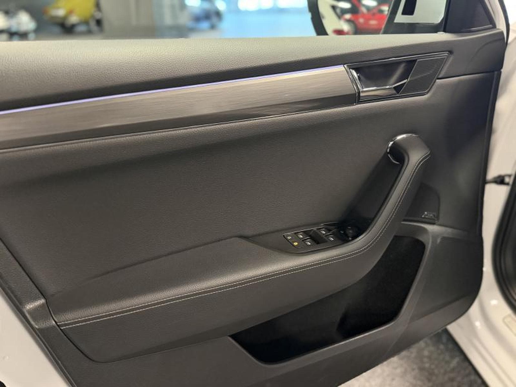Skoda Superb SCOUT 2.0 TDI DSG 4X4 (2020) - Foto 6