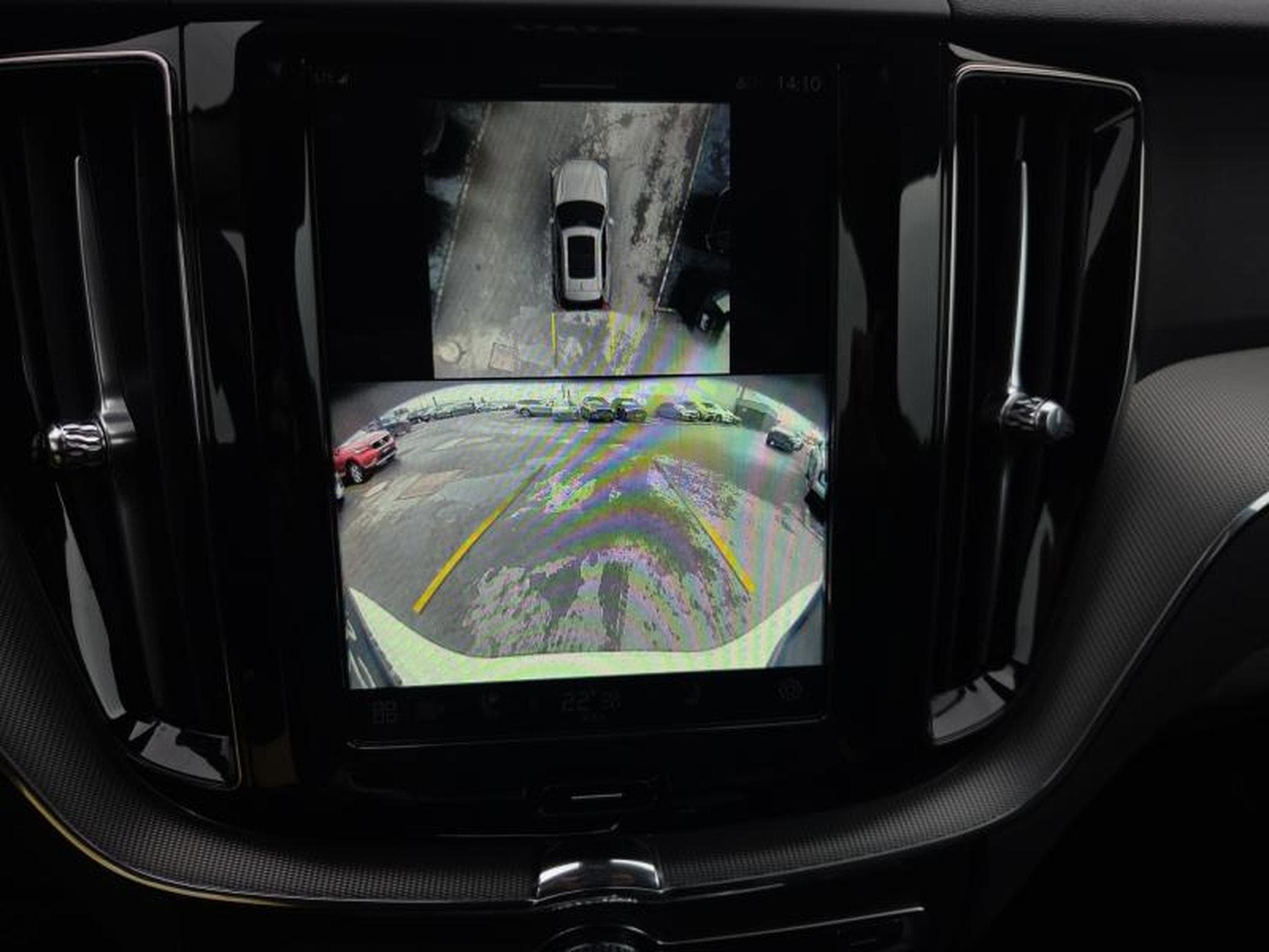 Volvo XC60 B4 Plus Dark / Essence (2024) - Foto 17