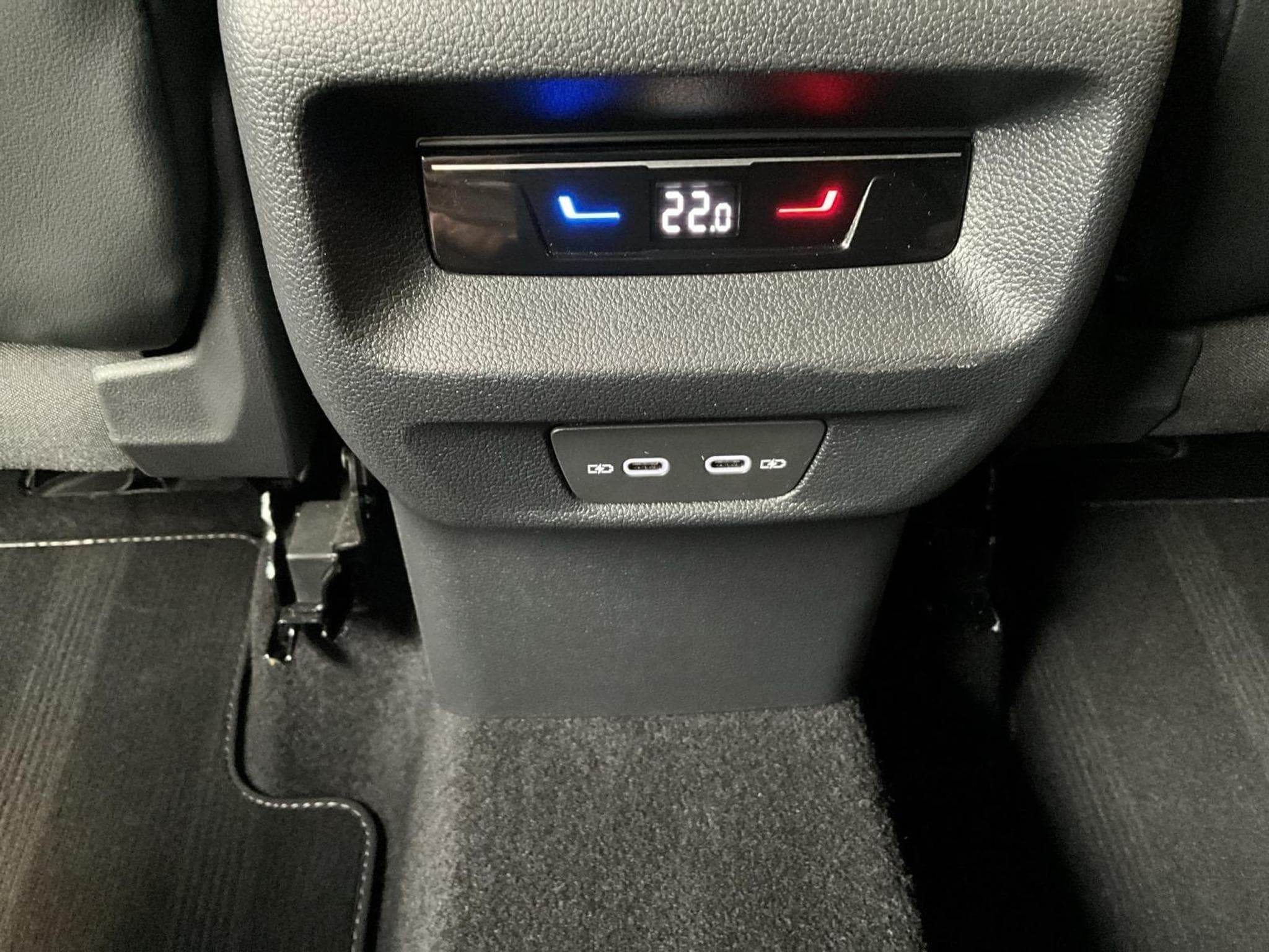 VW Tiguan R-Line+DSG+4Motion+Navi+Led+SideAssist (2024) - Foto 19