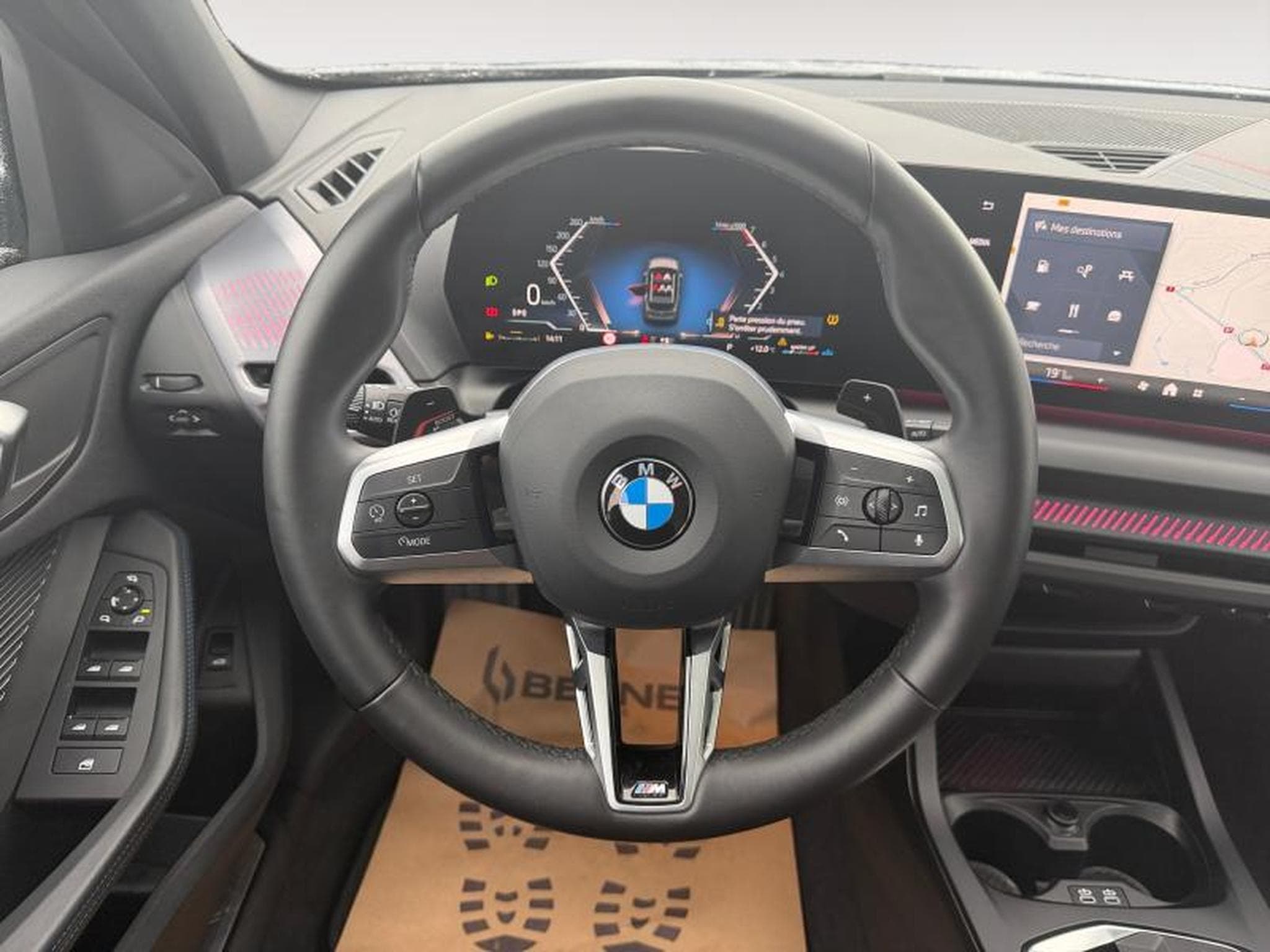 BMW 120 I Pack M / Panoramique / Essence (2025) - Foto 12