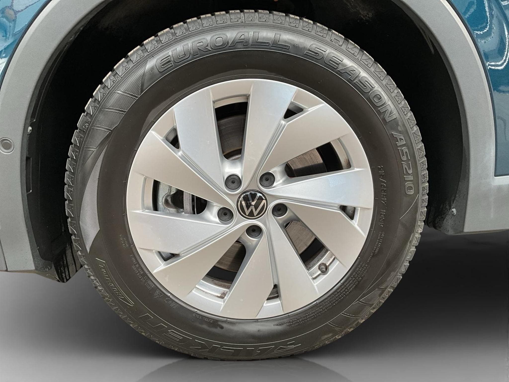 VW Tiguan Life+DSG+AHK+P.Info.+RearView (2025) - Foto 8