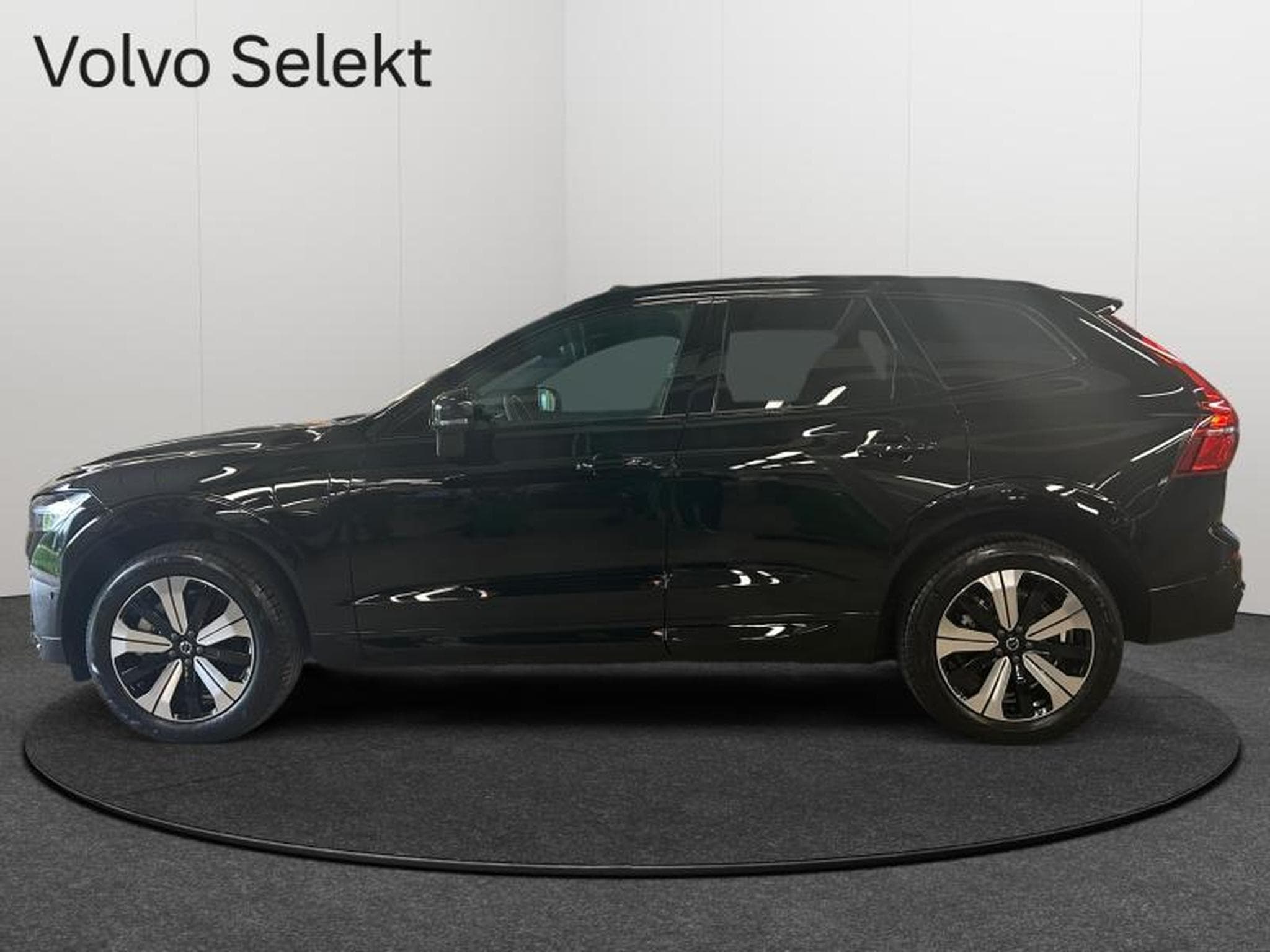 Volvo XC60 T6 Plus Dark / Hybride KIT HIVER INCLUS (2025) - Foto 33