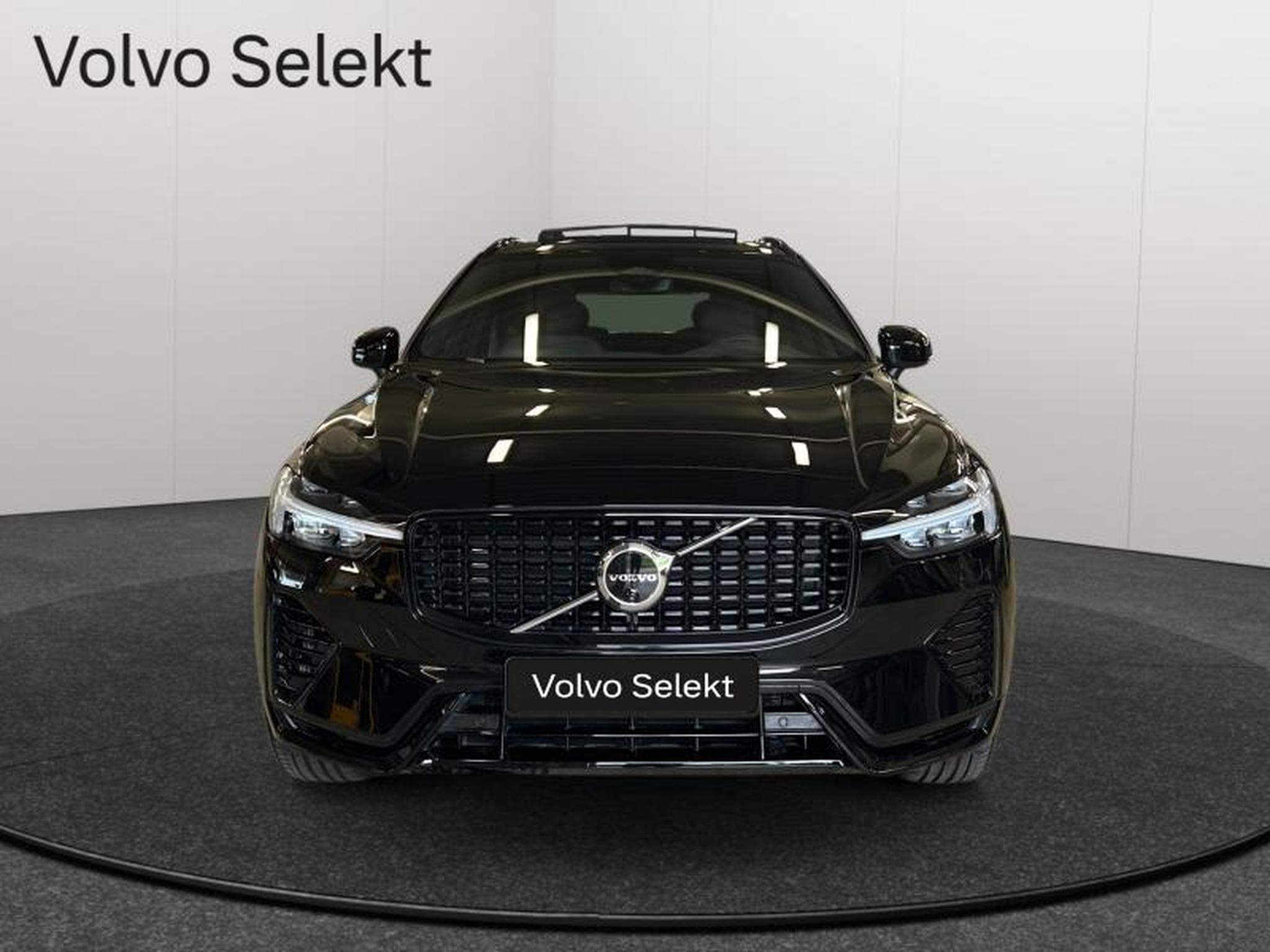 Volvo XC60 T6 Plus Dark / Hybride KIT HIVER INCLUS (2025) - Foto 34