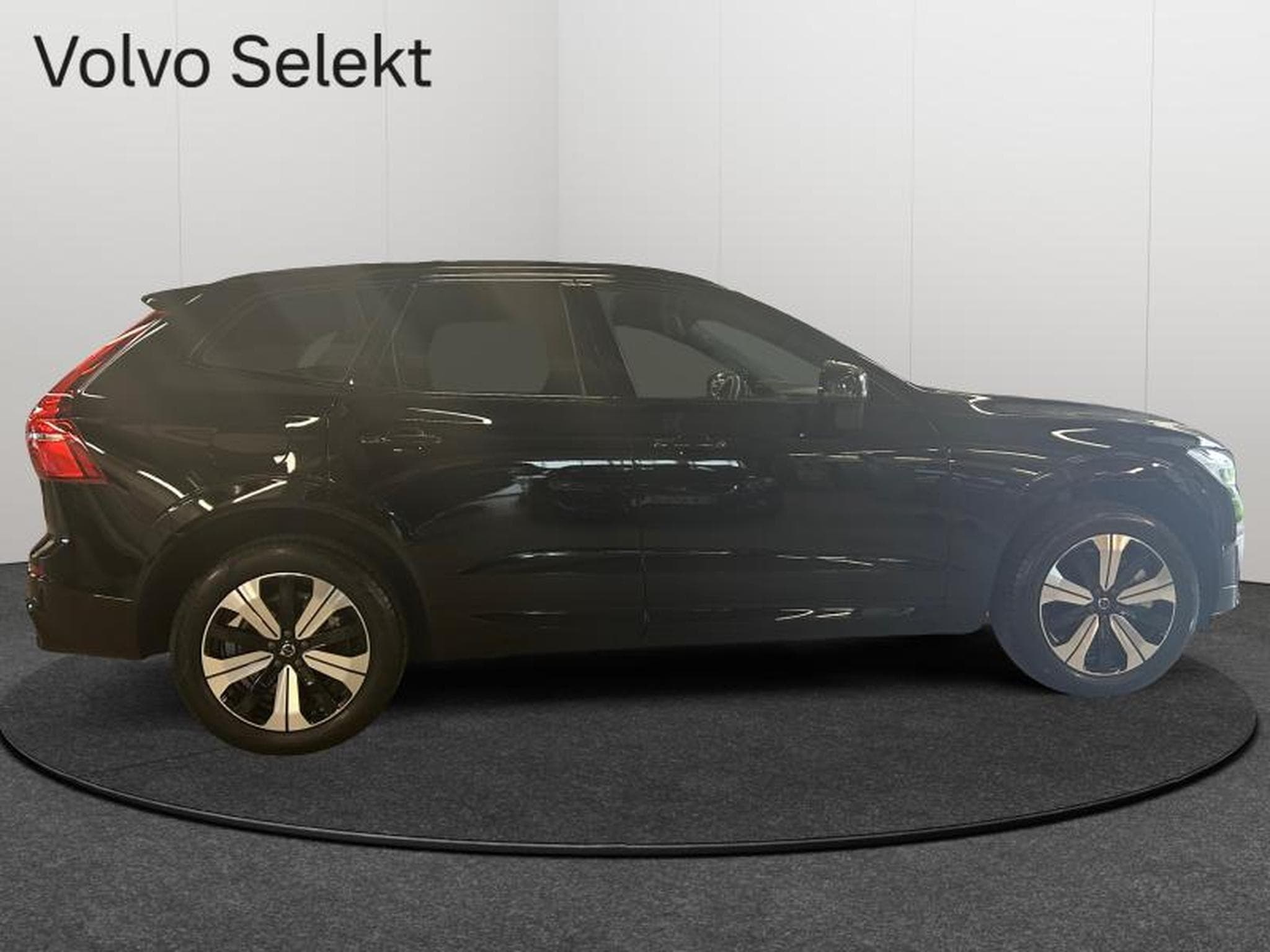 Volvo XC60 T6 Plus Dark / Hybride KIT HIVER INCLUS (2025) - Foto 6