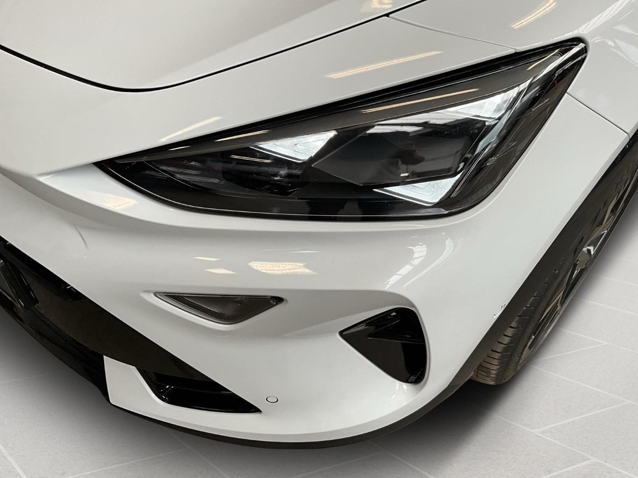 Cupra Formentor DSG+Pure-Perf.+Dynamic-Design+PANO+LM19 (2025) - Foto 9