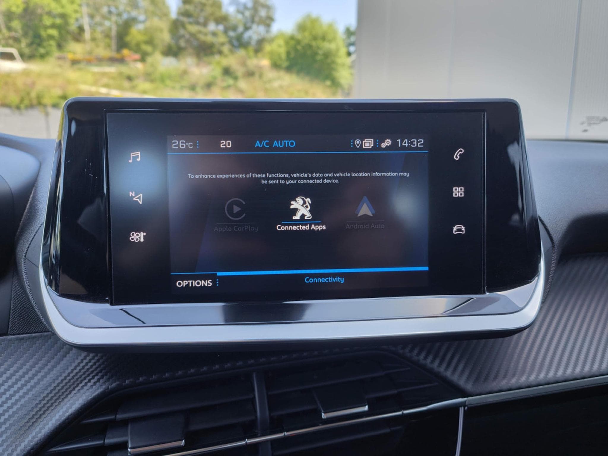 Peugeot 2008 1.2 PURETECH GPS CAMERA CARPLAY ATTELAGE (2020) - Photo 24