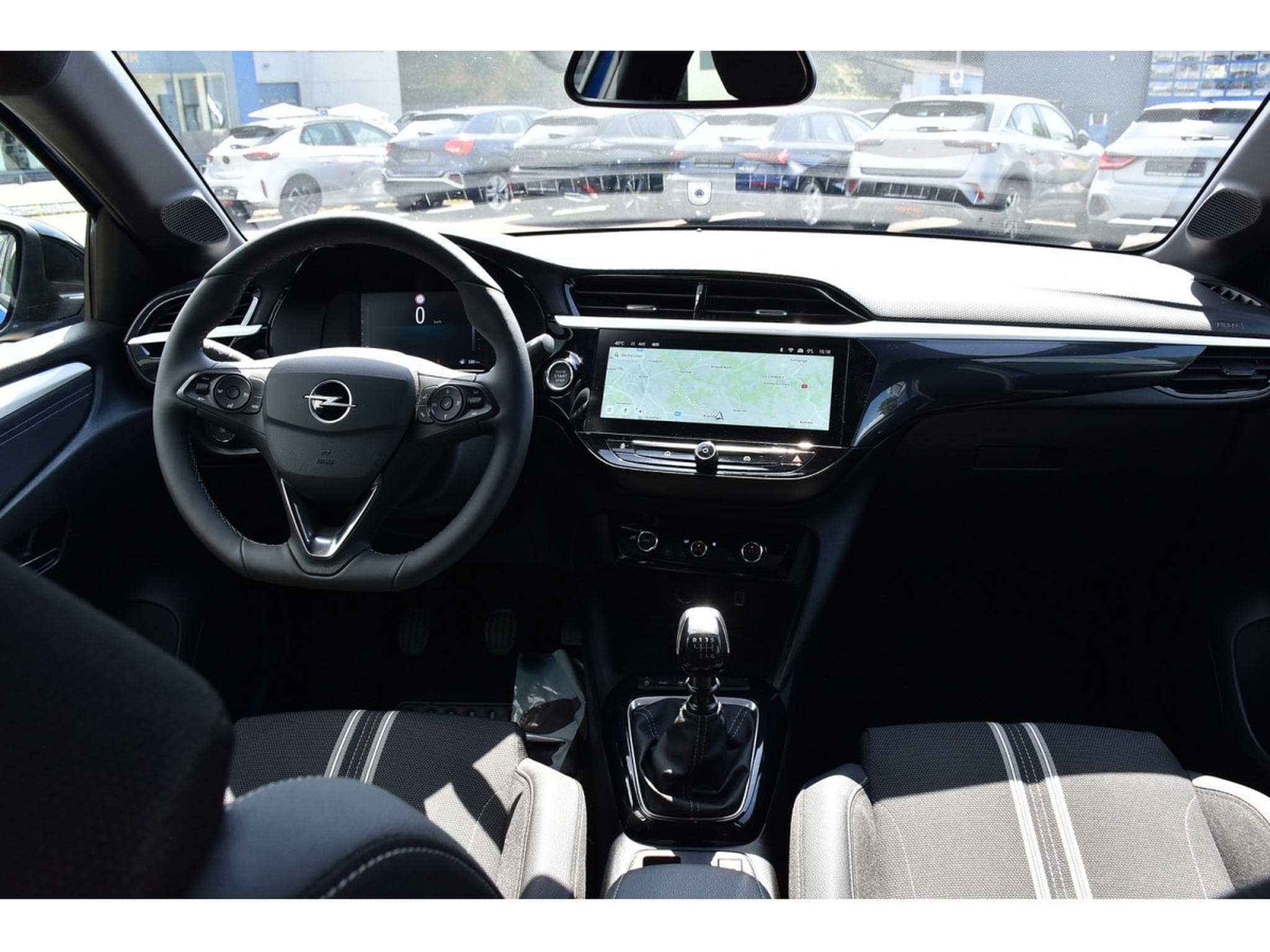 Opel Corsa 1.2 Turbo GS REGUL LANE SIDE GPS CAM KEYLESS 1° MAIN (2025) - Photo 9