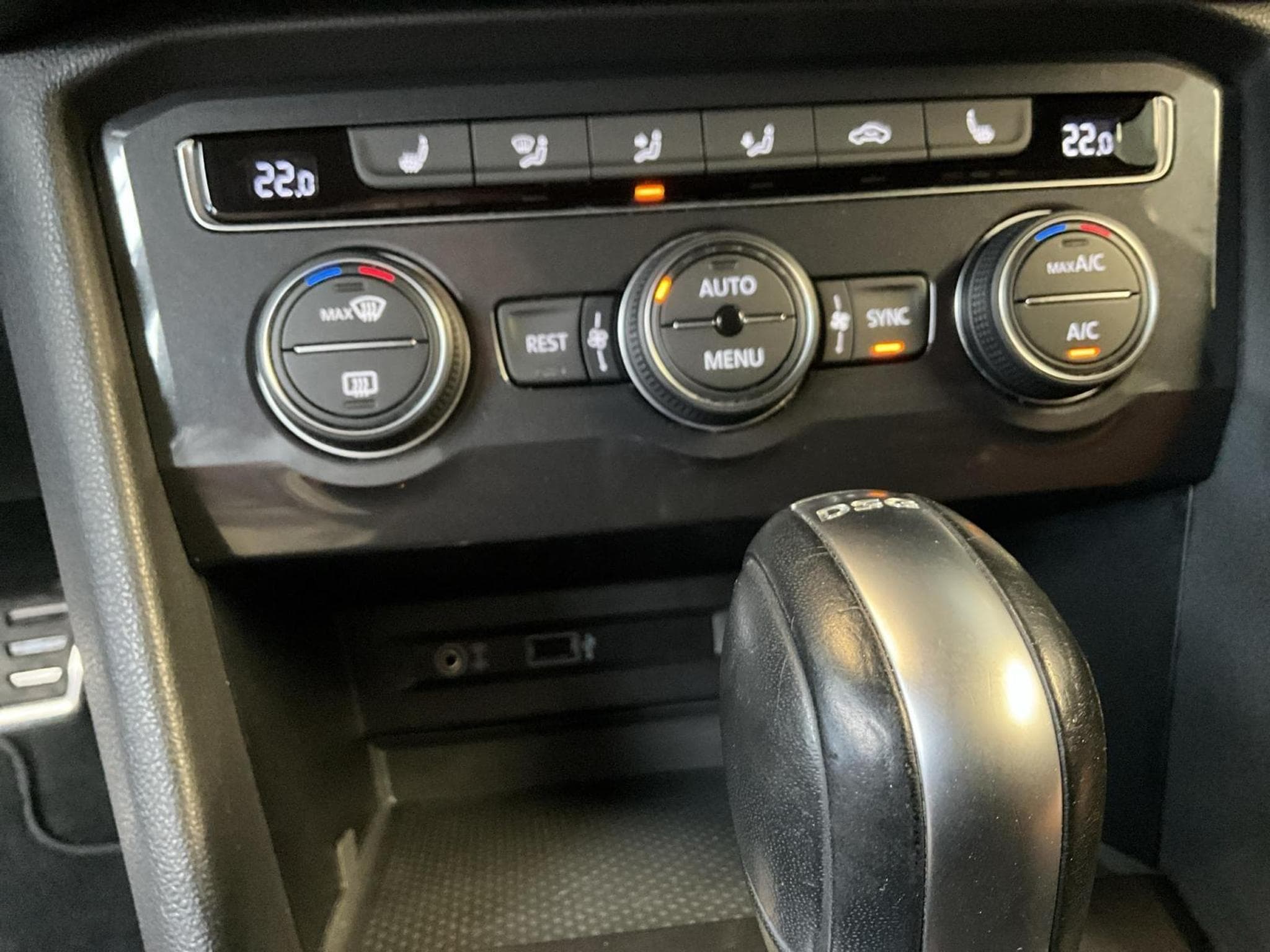 VW Tiguan Allspace+R-line+Highline+DSG+4Motion+AreaView (2019) - Foto 21