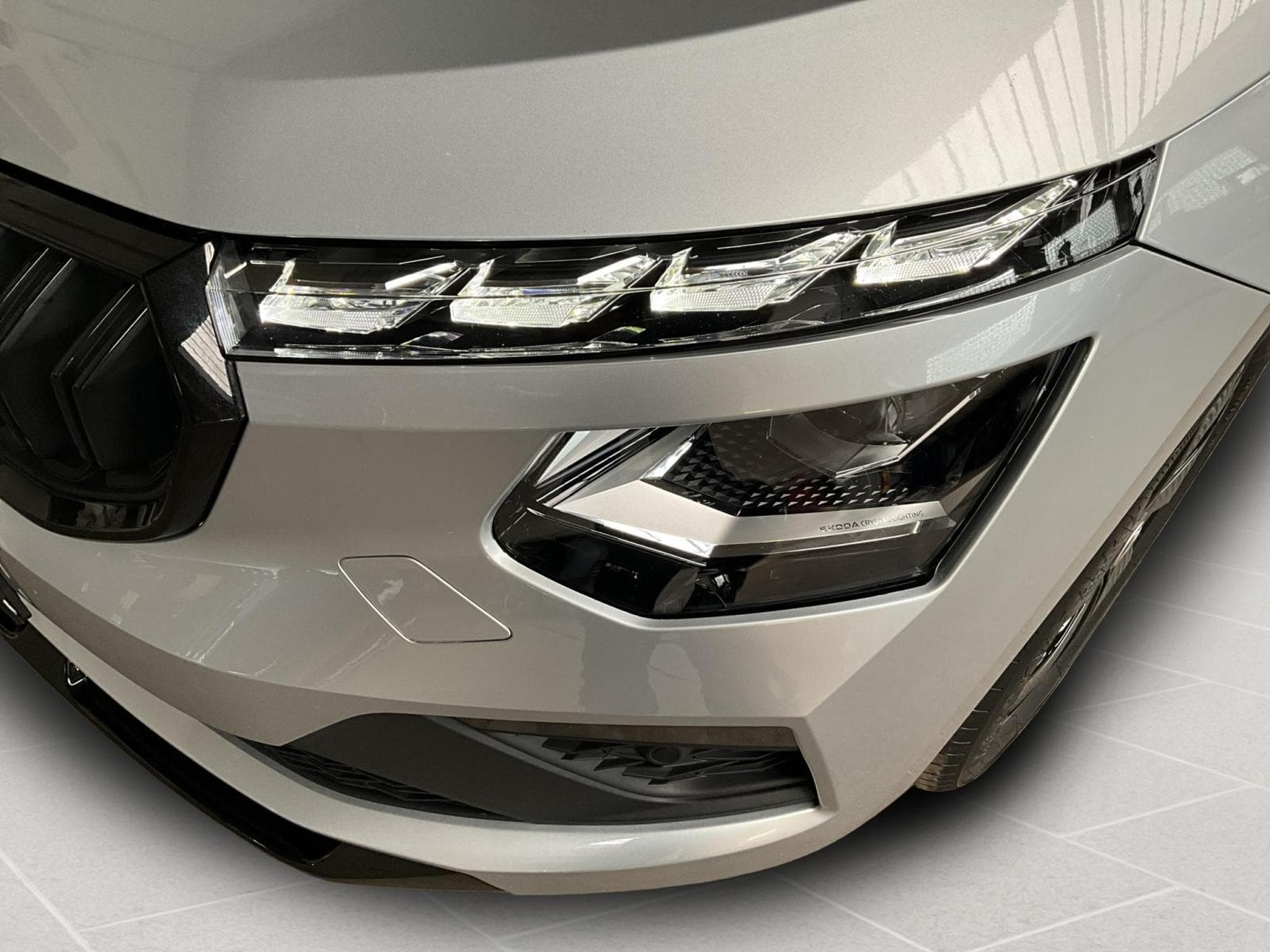 Skoda Kamiq Monte-Carlo+DSG+AHK+LED+Navi (2025) - Foto 18