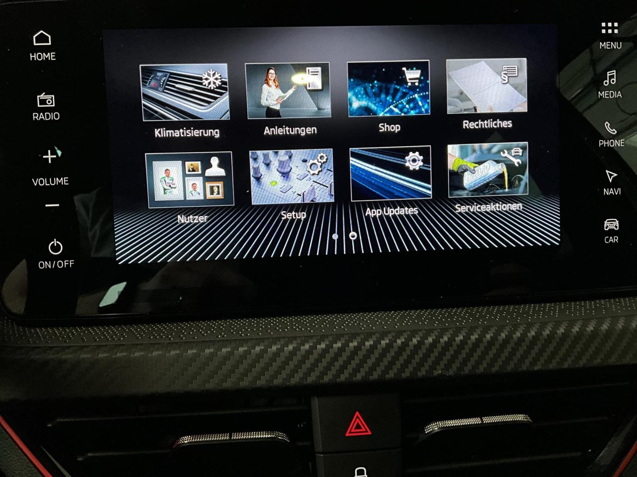 Skoda Kamiq Monte-Carlo+DSG+AHK+LED+Navi (2025) - Foto 21