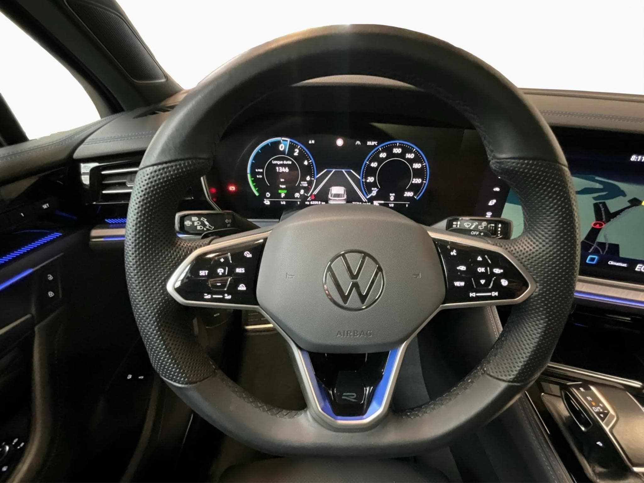 VW Touareg R+V6+4Motion+IQ-Drive+AHK+Luft.+Head.Up (2023) - Foto 10