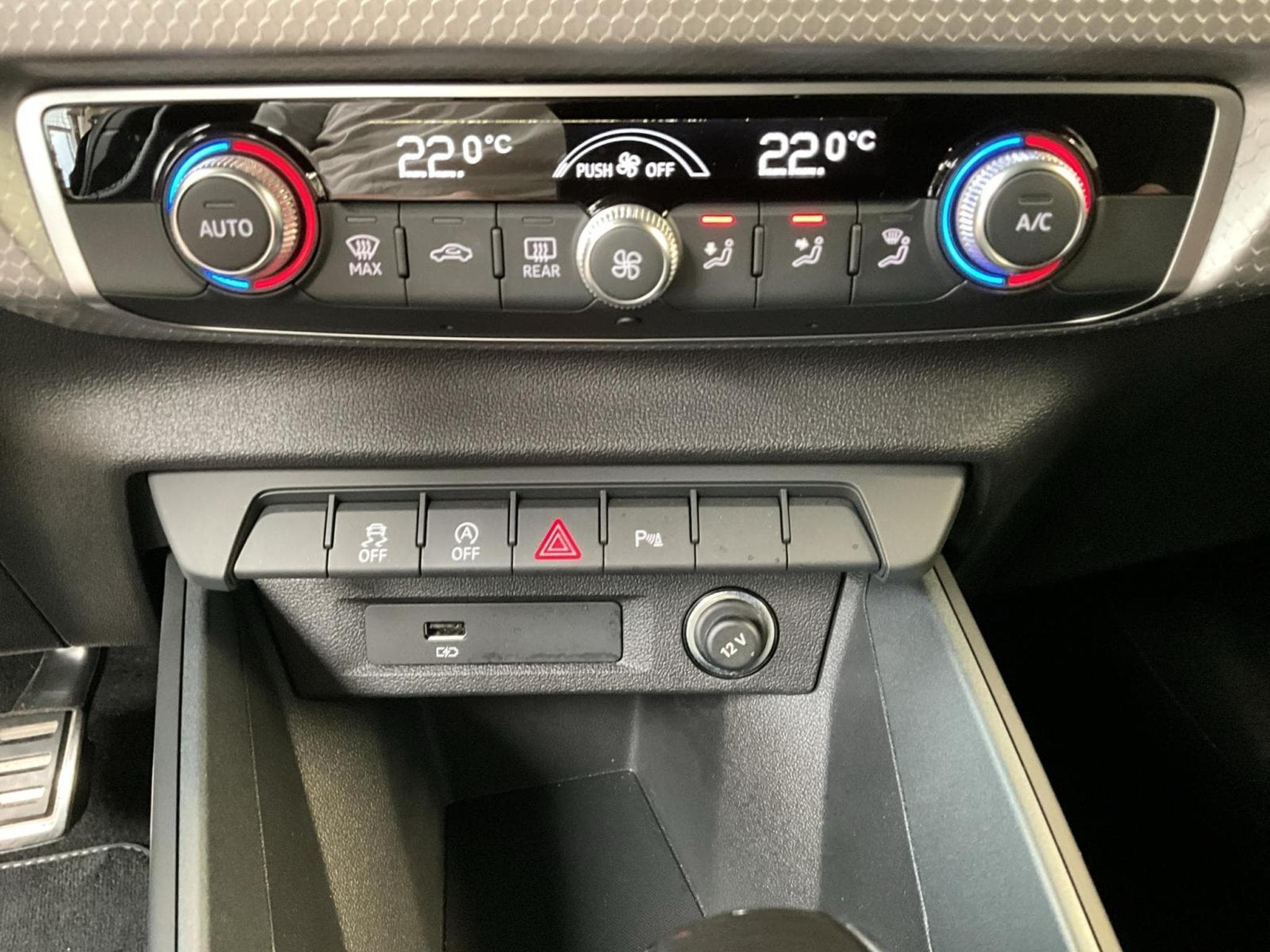 Audi A1 SB+S-Line+35TFSI+S-Tronic+LED+RearView+P.Confort+ (2020) - Foto 17