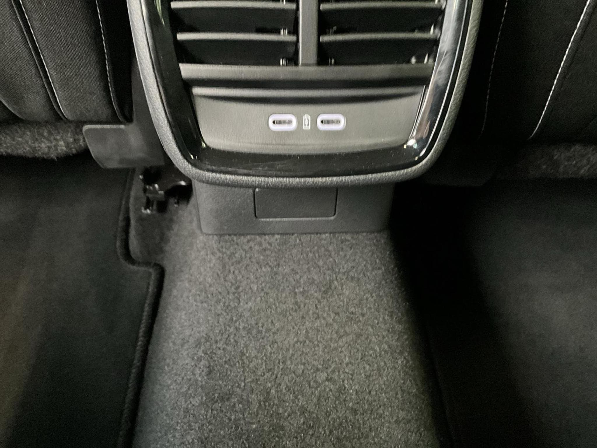 Skoda Kamiq Monte-Carlo+DSG+LED+P.Assisted+P.Park&Go (2025) - Foto 22