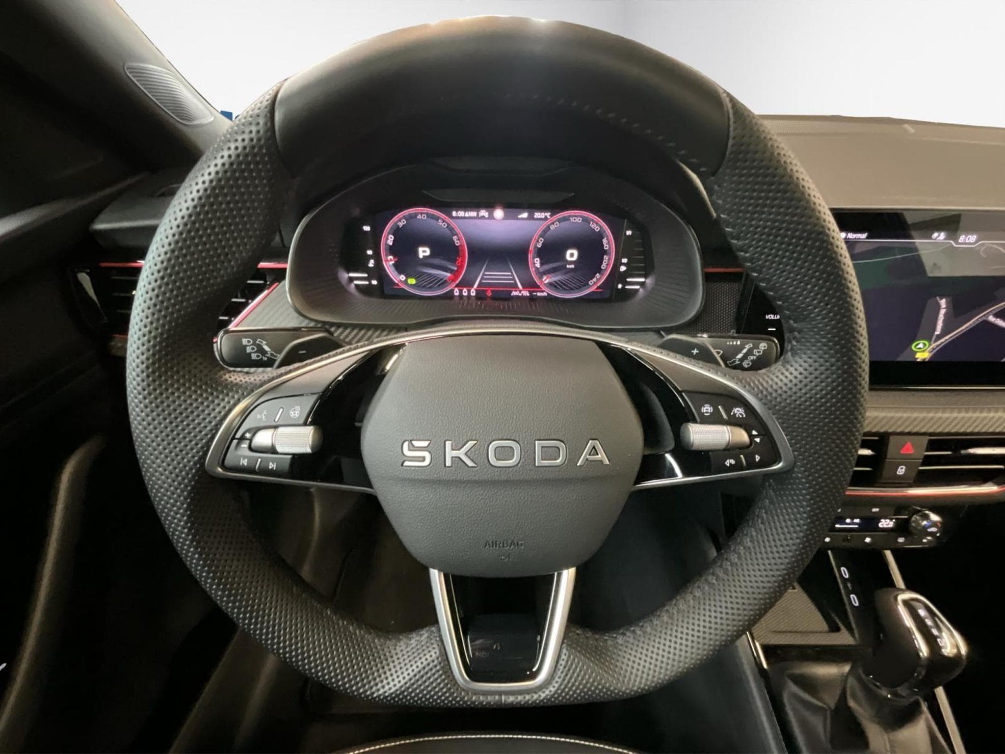 Skoda Kamiq Monte-Carlo+DSG+Led+P.Assisted+P.Park&Go (2025) - Foto 12